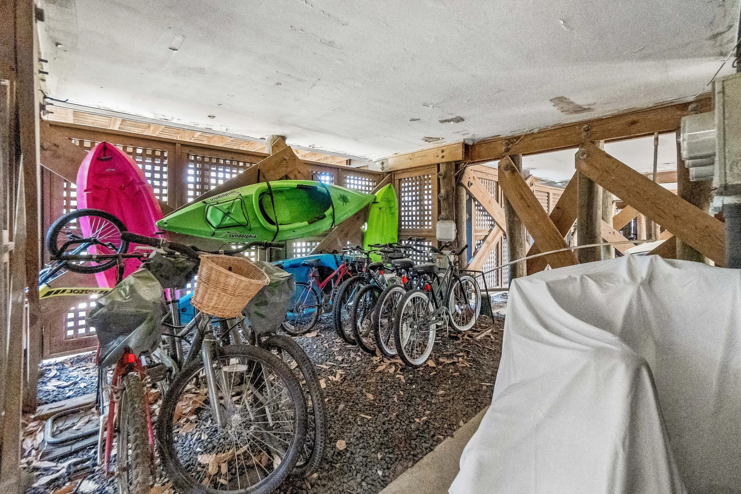 2412 Racquet Club Drive-Keen Eye Marketing-053.jpg