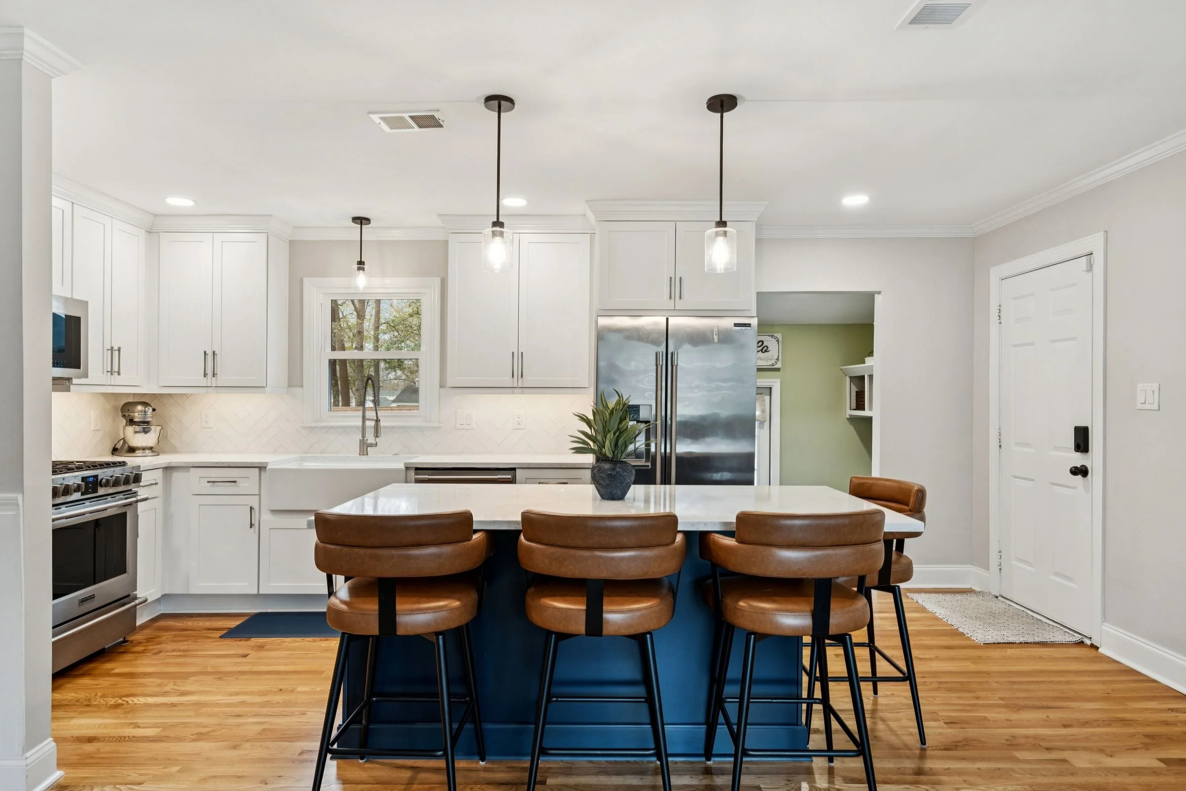 1131 Crull Drive-KeenEyeMarketing-008.jpg