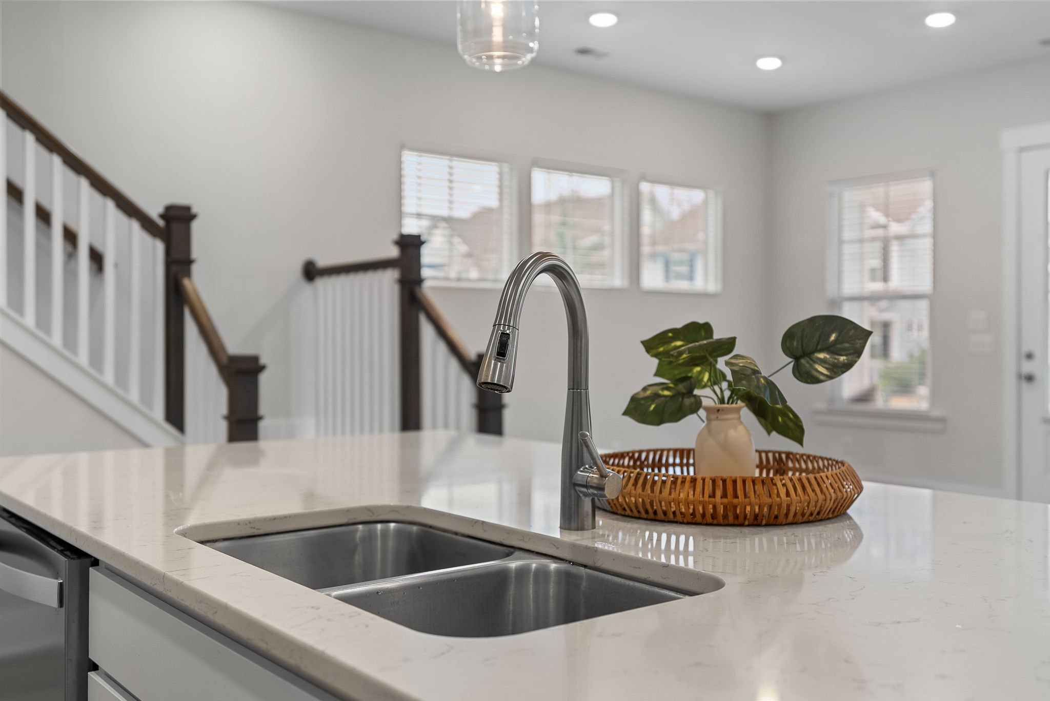 23-web-or-mls-Barclay Media Co -20.jpg