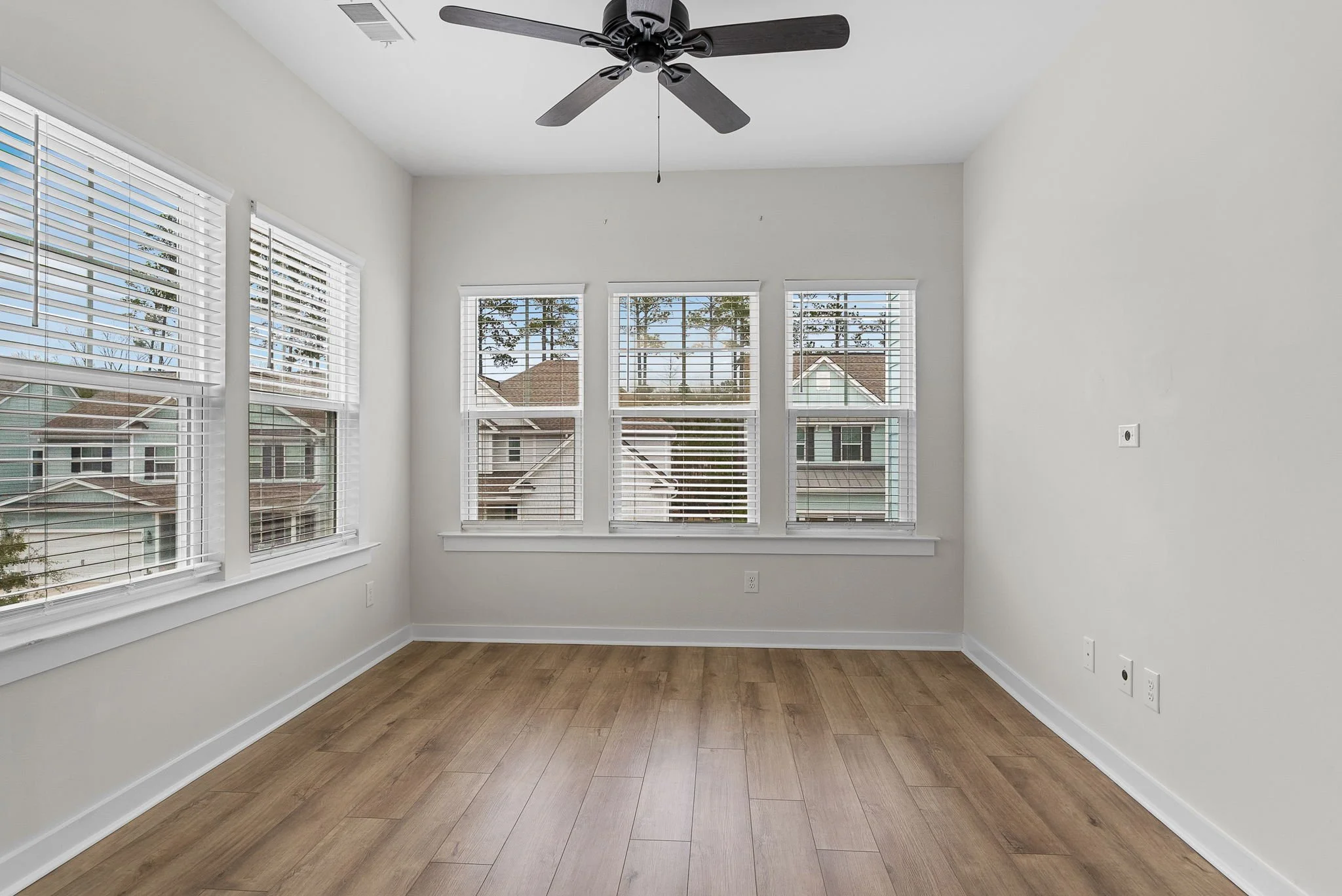 34-web-or-mls-Barclay Media Co -31.jpg