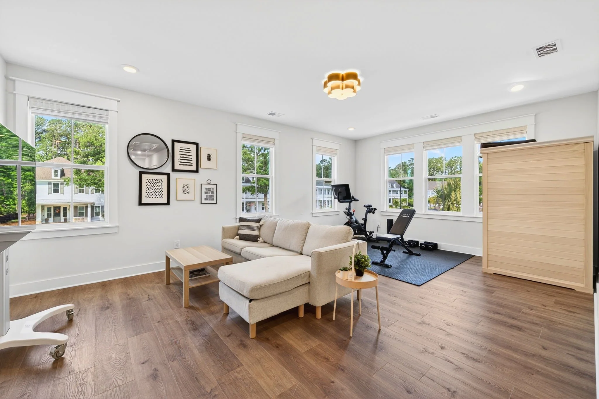 49-web-or-mls-RP203649.jpg