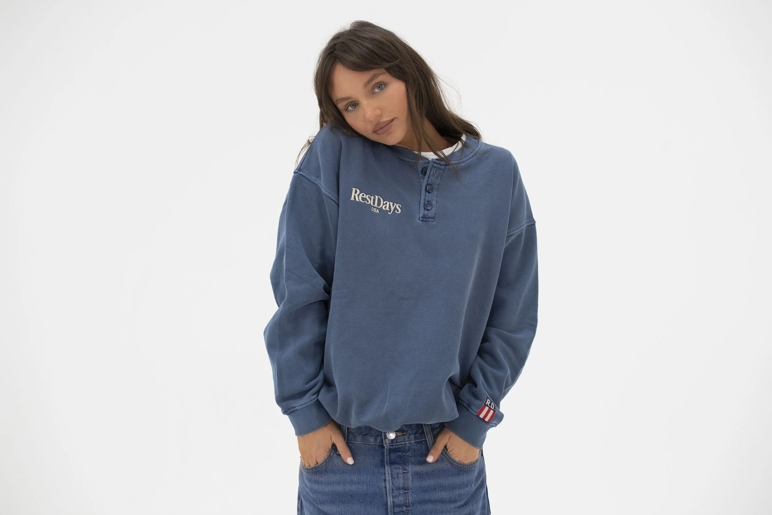 CREWNECK MAYBE .jpg