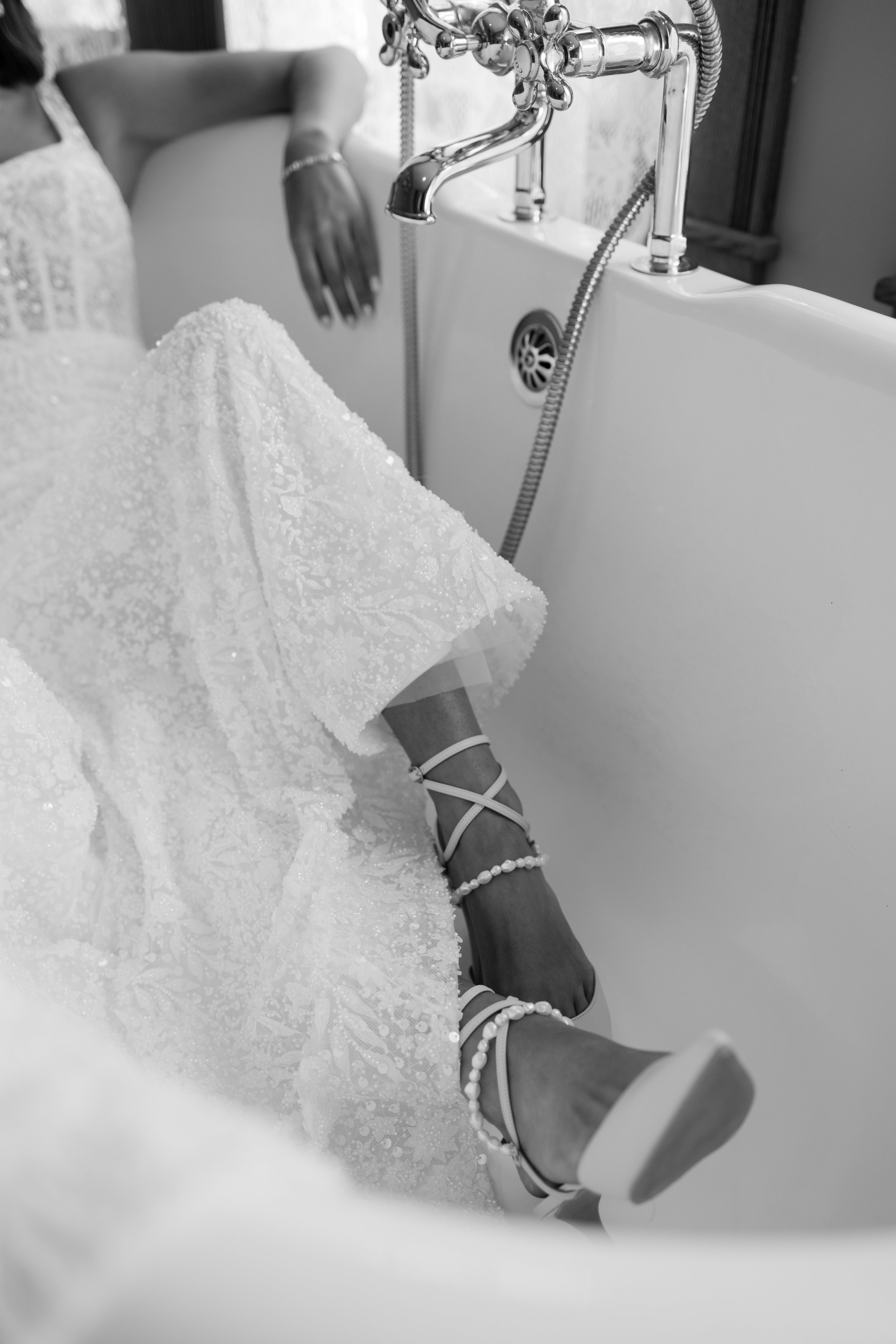 sunbeam studio photography - molly + jordan wedding sneaks-20.jpg