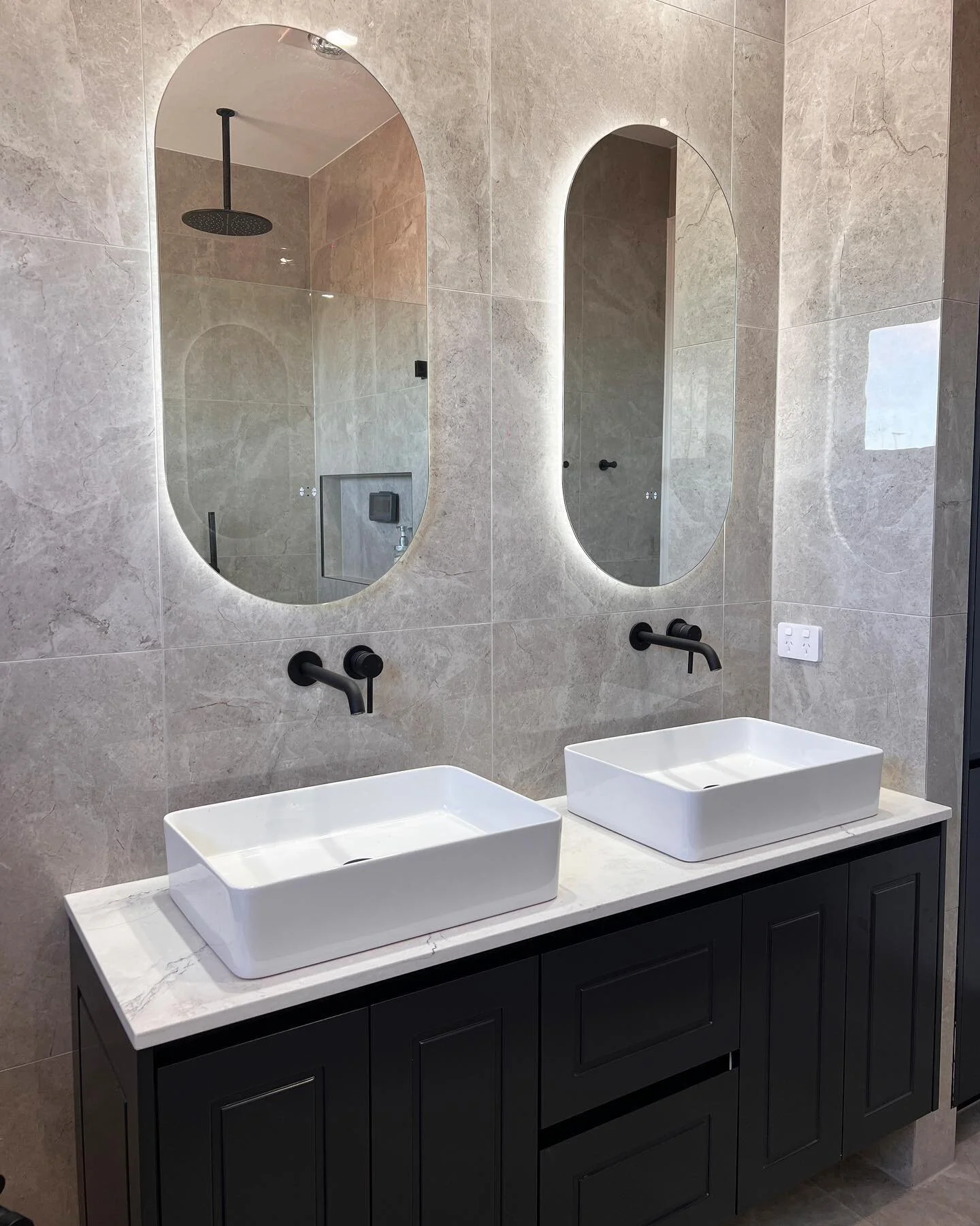 A moment for the bathroom&hellip; 🛁

&bull; Double Storey &amp; Granny Flat in Fairfield West &bull;