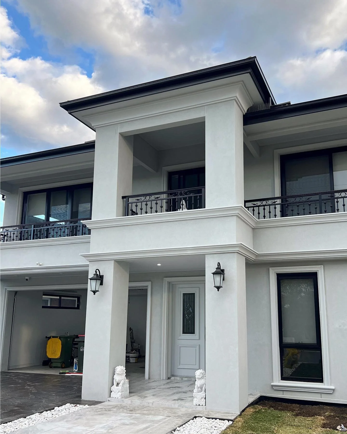 Miss us? We are BACK! 👋🏼

Here&rsquo;s a project we finished earlier this year

&bull; Double Storey &amp; Granny Flat in Fairfield West &bull;