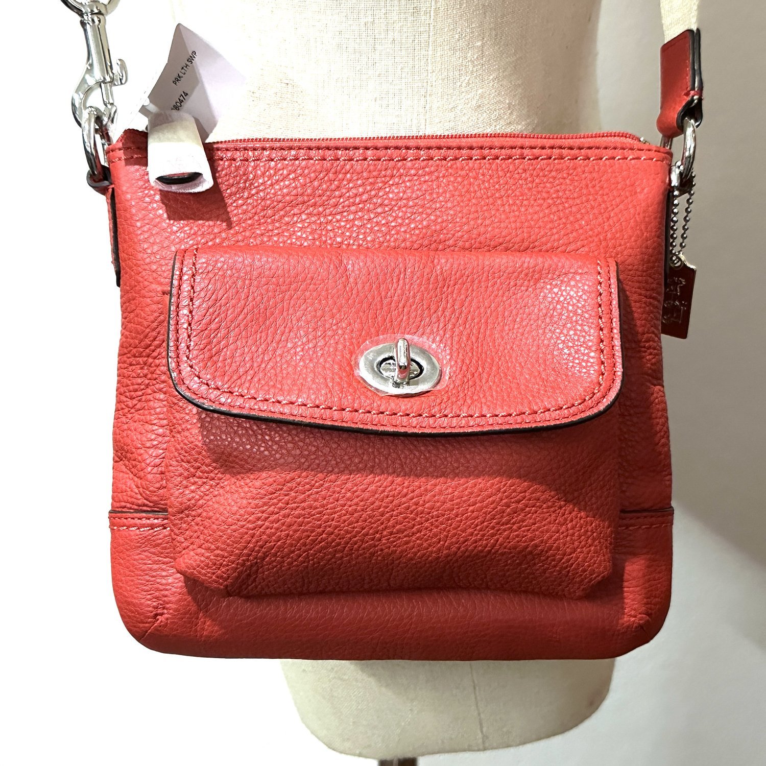 COACH PARK LEATHER SWINGPACK Vermillion
