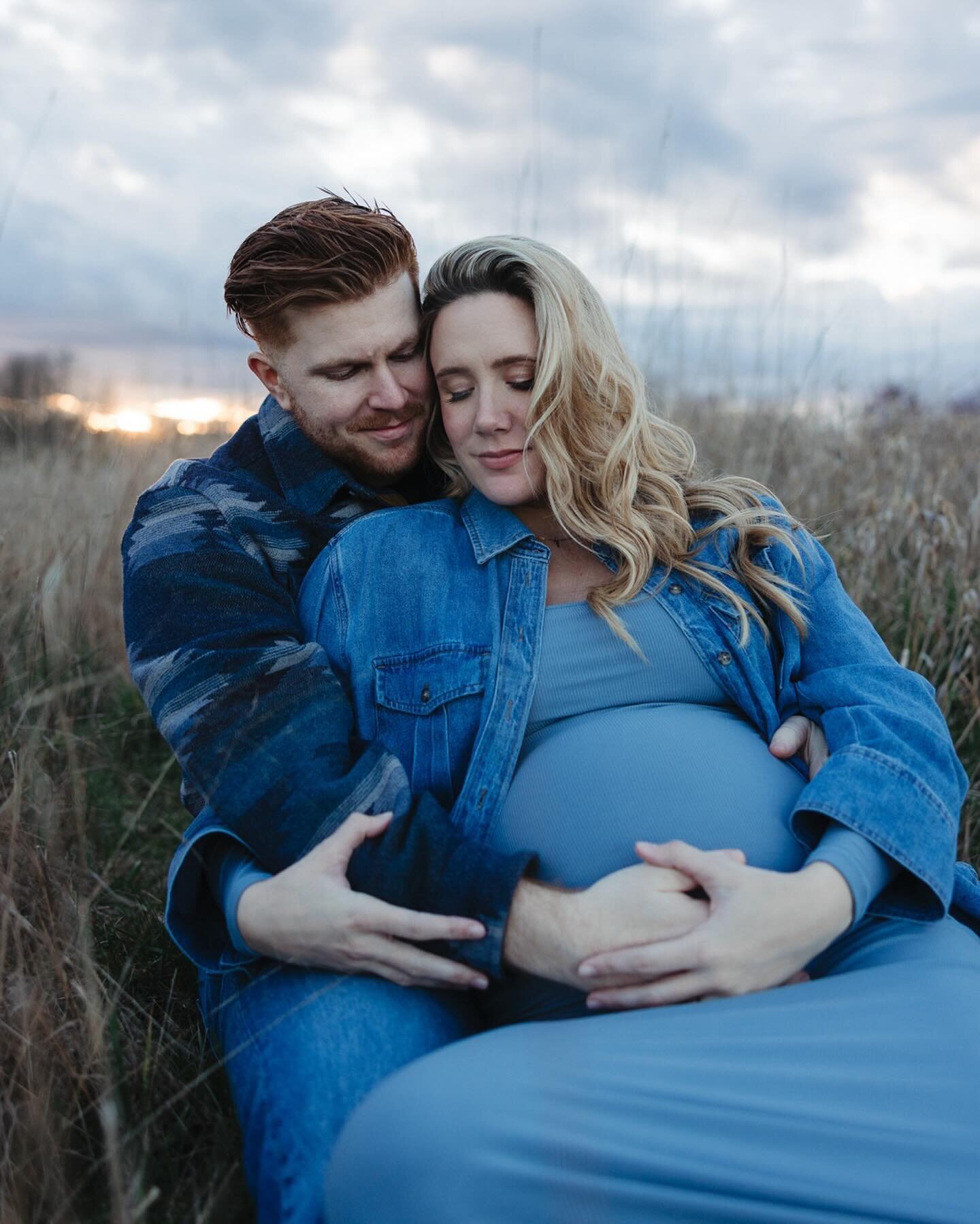 Dancing their last nights away before becoming Mom + Dad ☁️