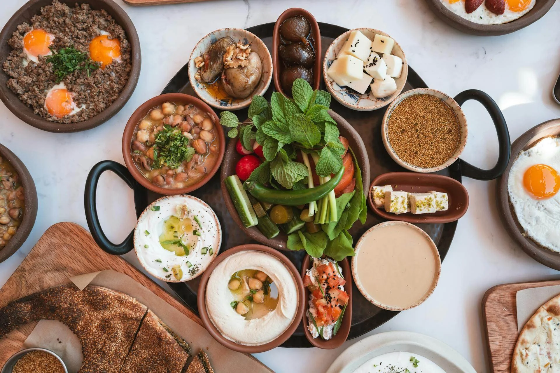 Mezza Beirut - libanesiska smårätter med autentiska smaker på Beirut Café i Stockholm.