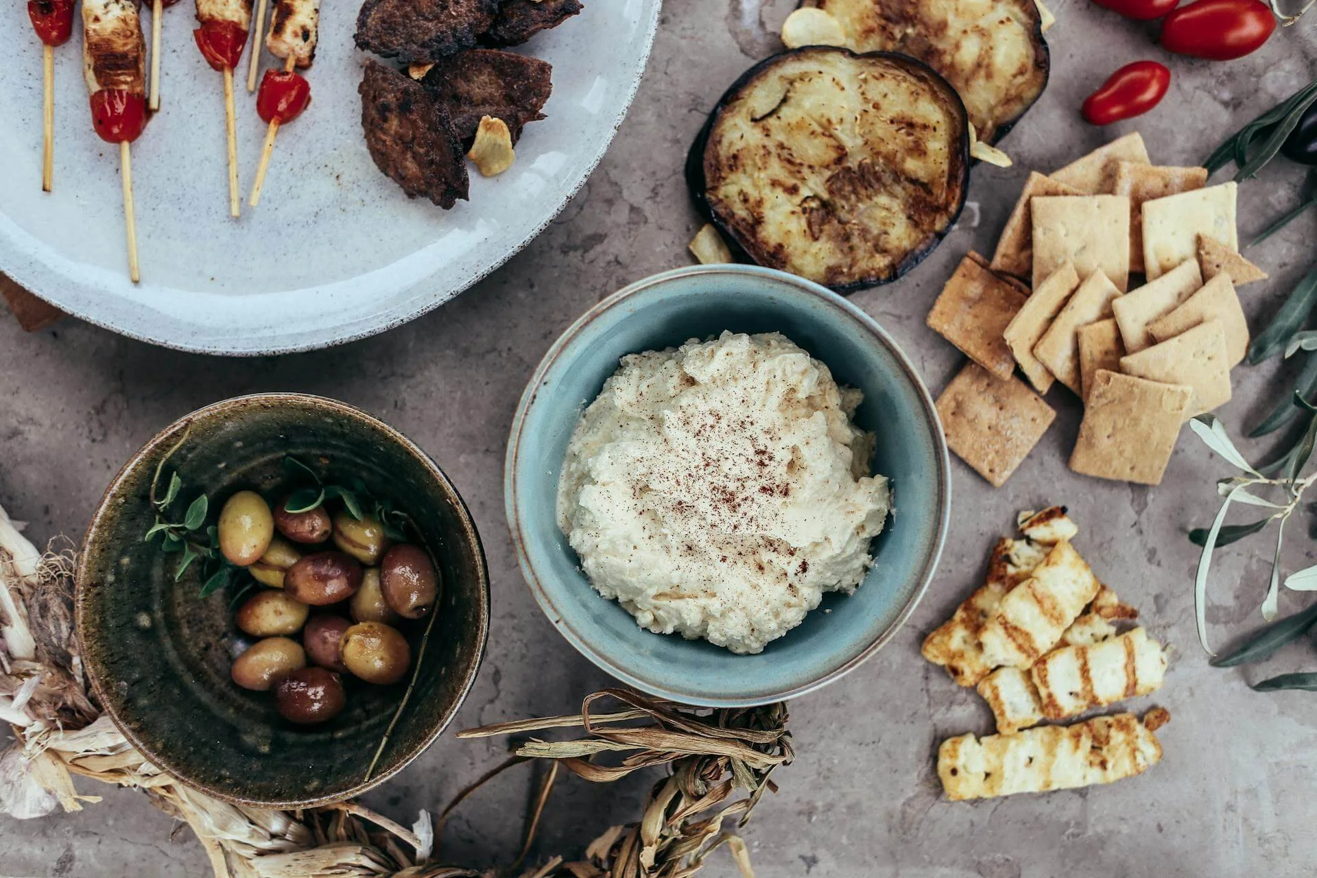 pplev libanesiskt i Stockholm med autentiska meze och grillrätter på Beirut Café.