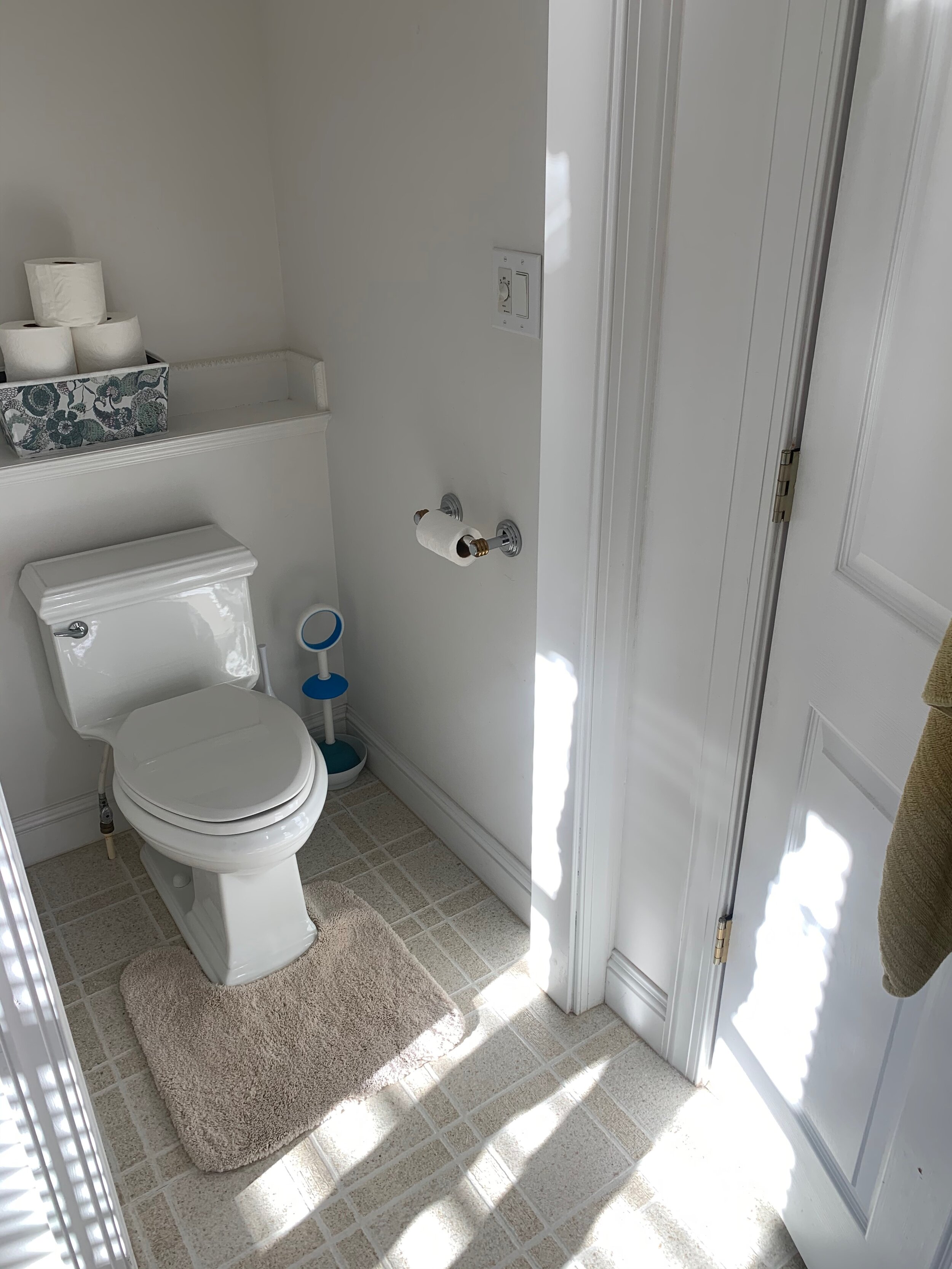 Rockingham Black & White Bathroom