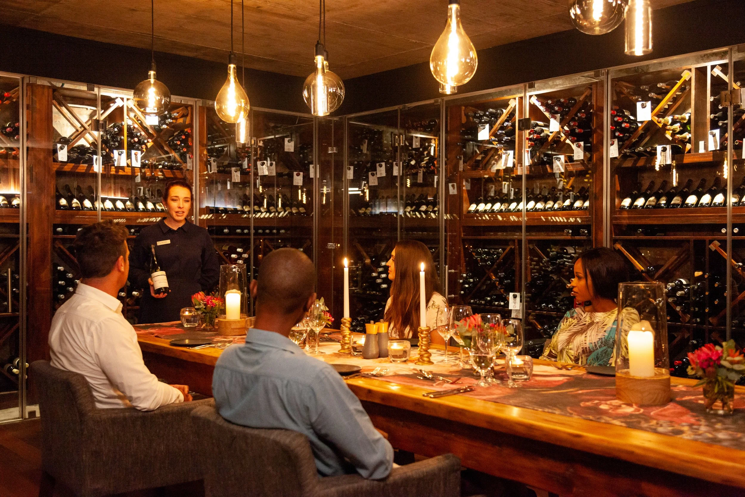 grootbos-dining-wine-cellar-2021-MvR-04.jpg