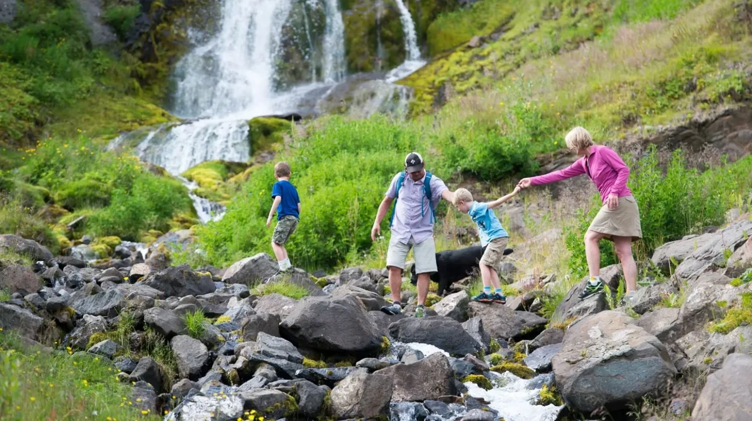 Deplar Farm Family.JPG