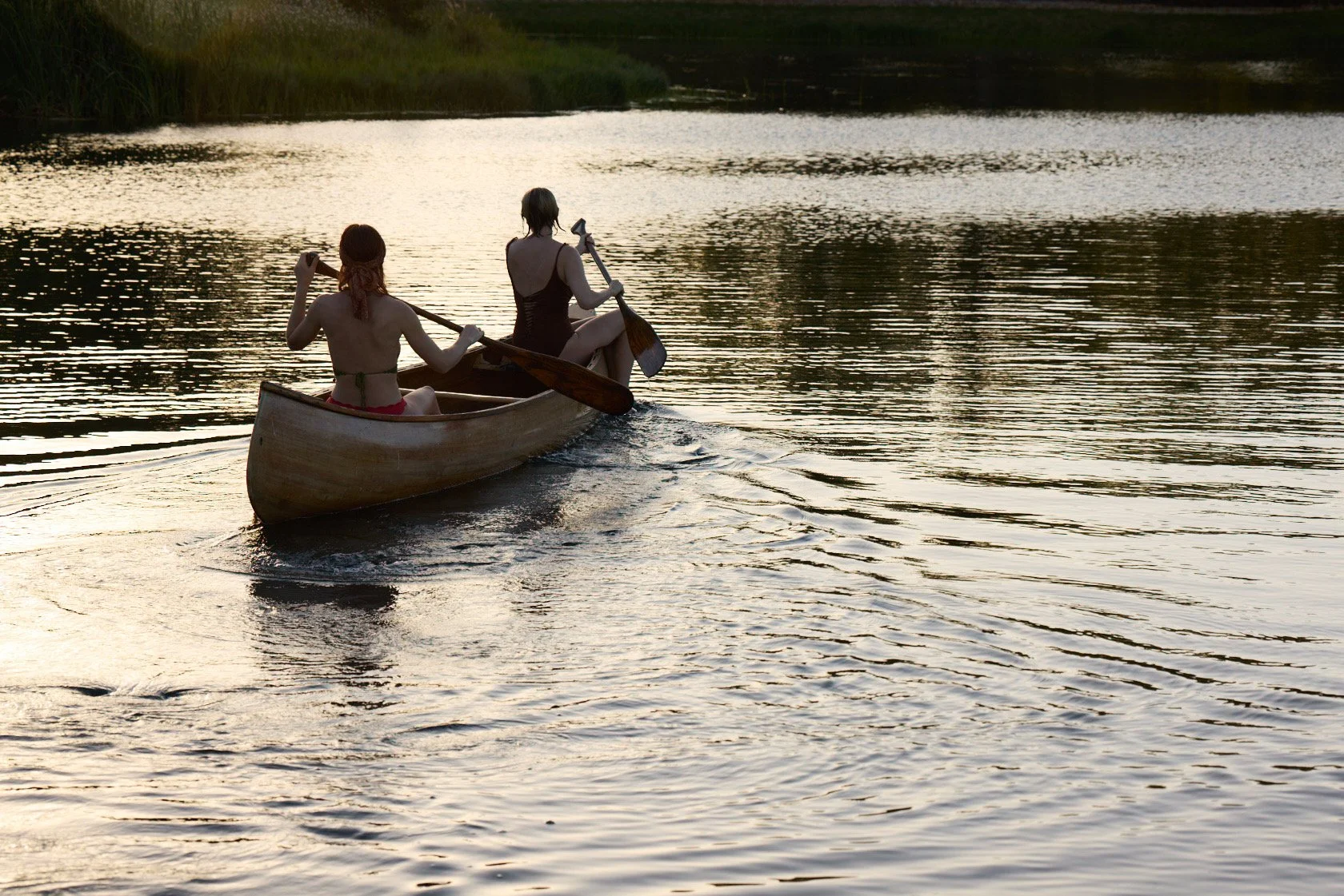 Dam dipping and canoe riding - Inge Prins.jpg