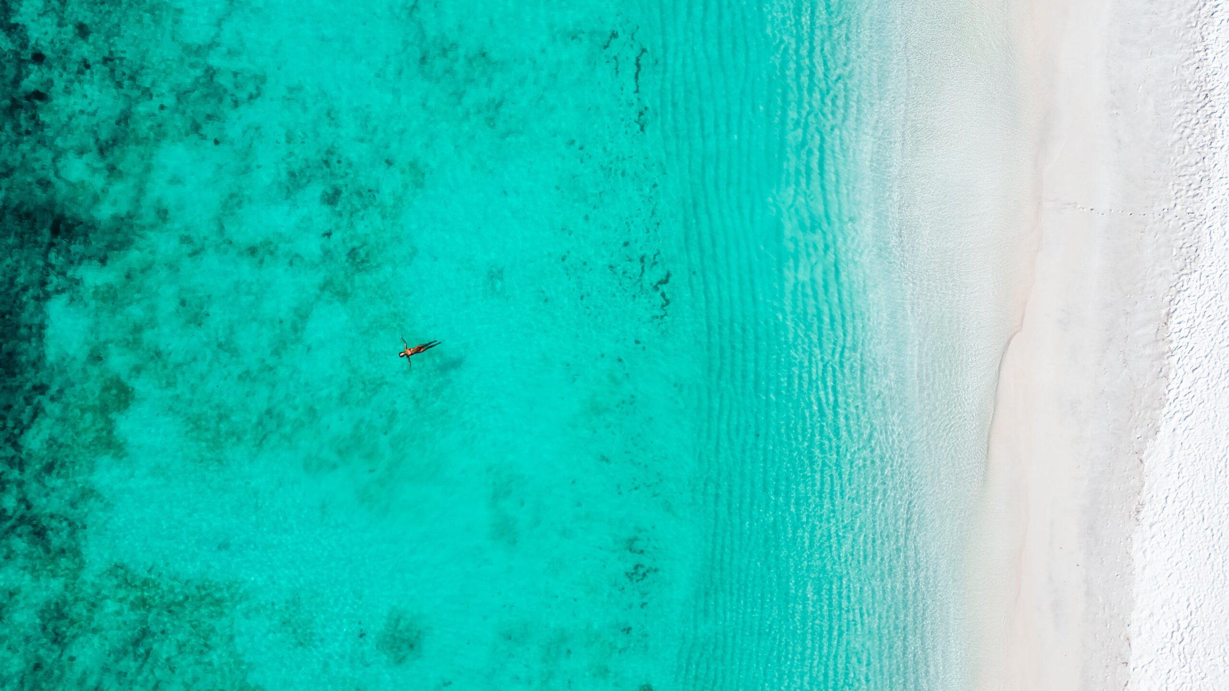 The Manta Resort_Ocean from above.jpeg