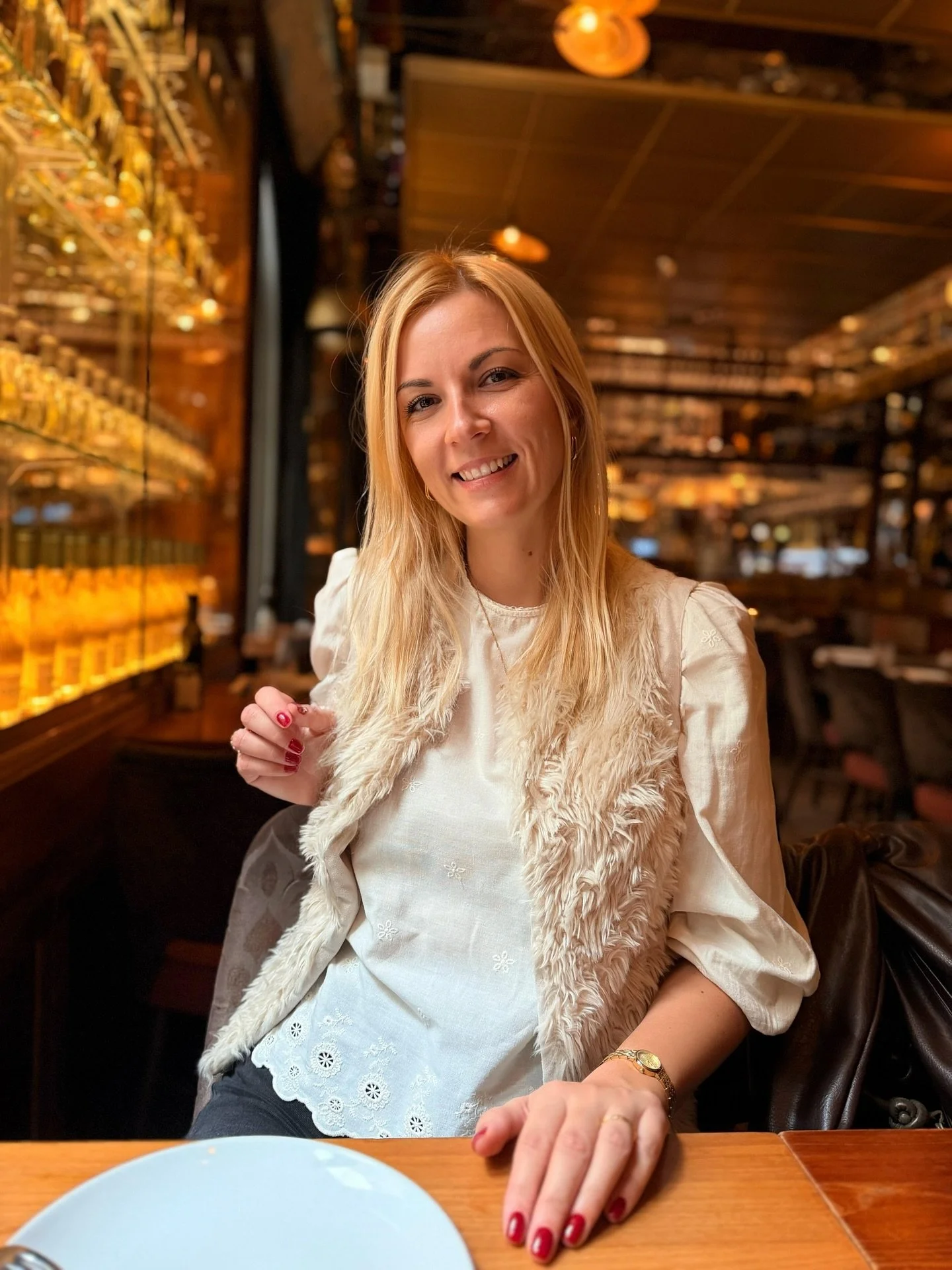 👀 Working in hospitality goes beyond simple execution. Being culturally aware should be non-negotiable nowadays!
🤓 I believe that no amount of research can replace feeling how a city moves, and that is what I bring to everything I do. Building on v