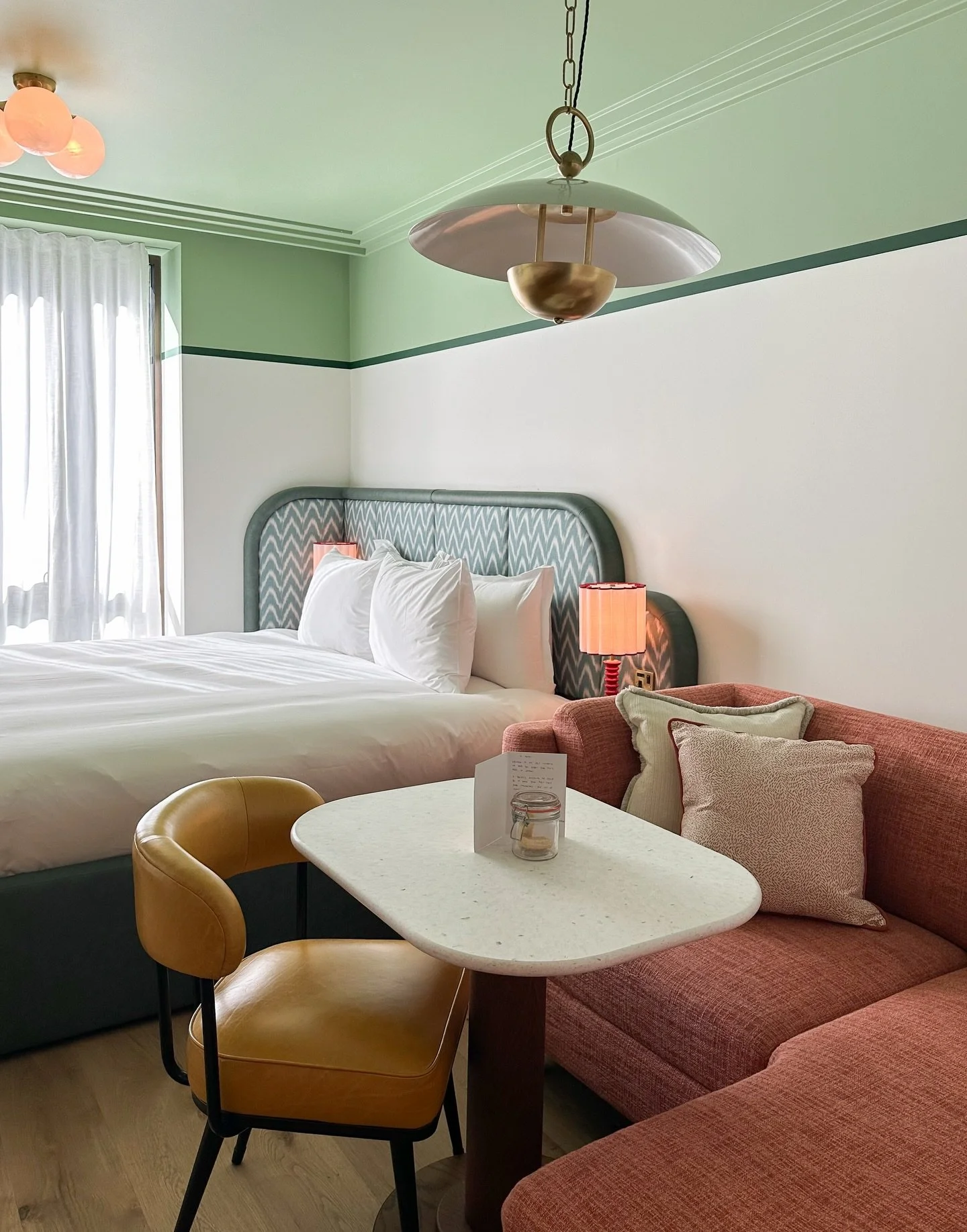 🤩 Some design details worth obsessing over at @thejulyhotels Victoria, London.

✨ Headboard design and fabric 
✨ Mirror shapes
✨ Carpet pattern 
✨ Restaurant ceiling mural
✨ Bathroom tiles
✨ In-room guides, stationery and books

👀 Which one is your