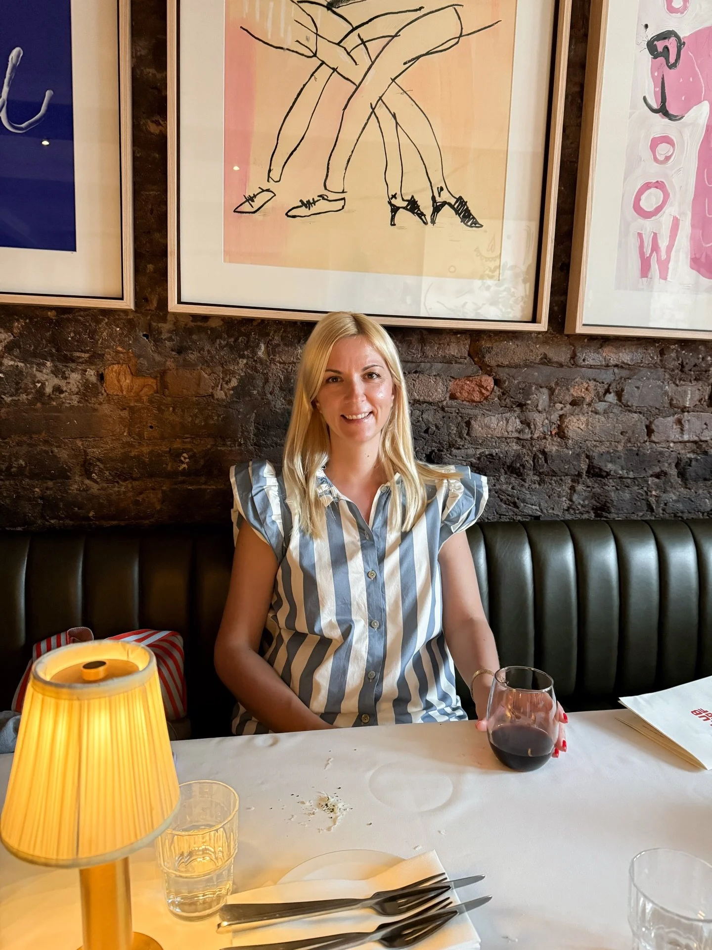 First time I went to @clubkloof_ was right after they opened. Deep red room, low light, that close-in atmosphere that makes you order one more thing.

Back in Cape Town this summer and it&rsquo;s still packed , now with a second floor, which is sayin