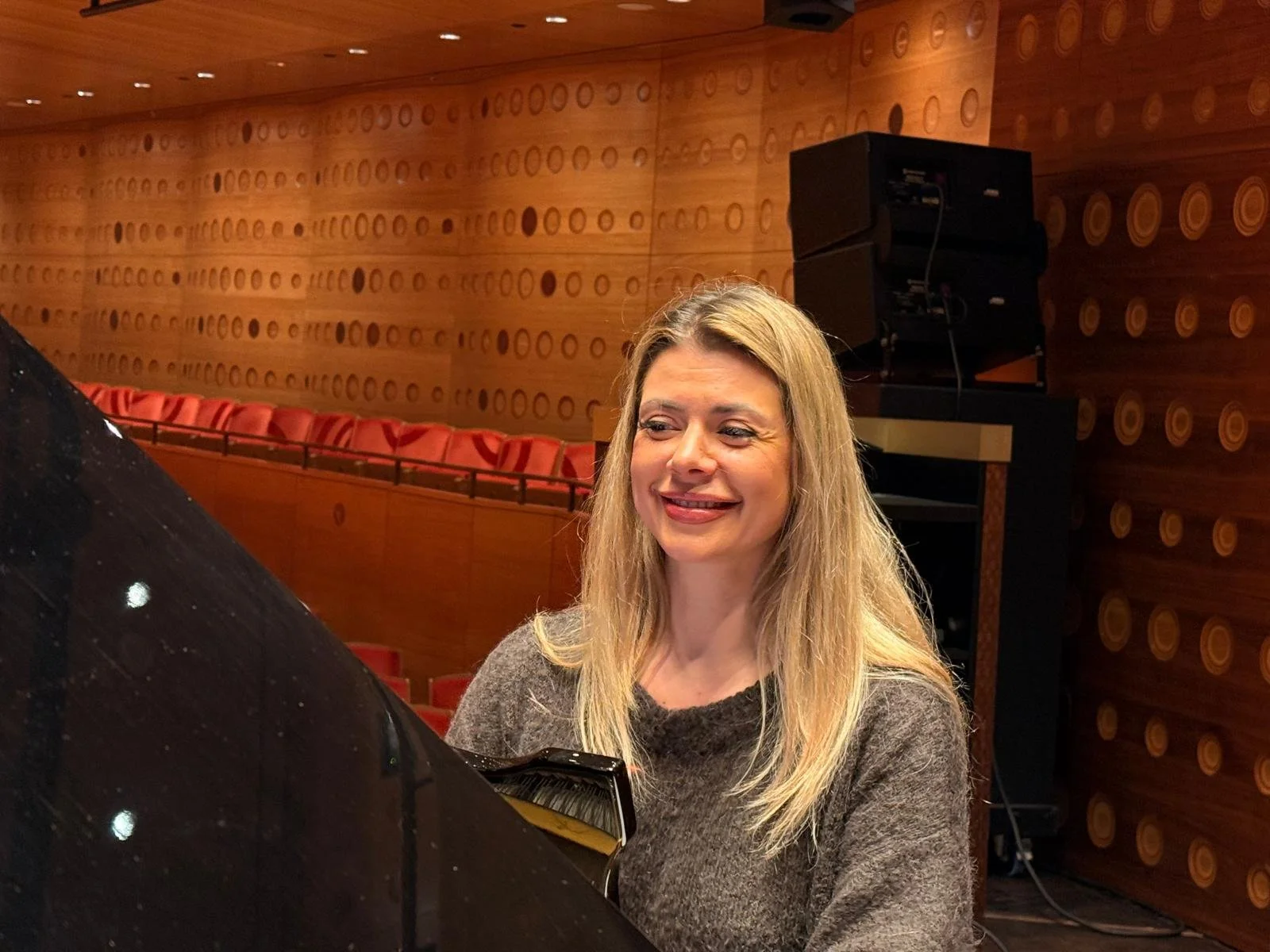 PHOTO-2026-01-12-23-53-17 8.jpg