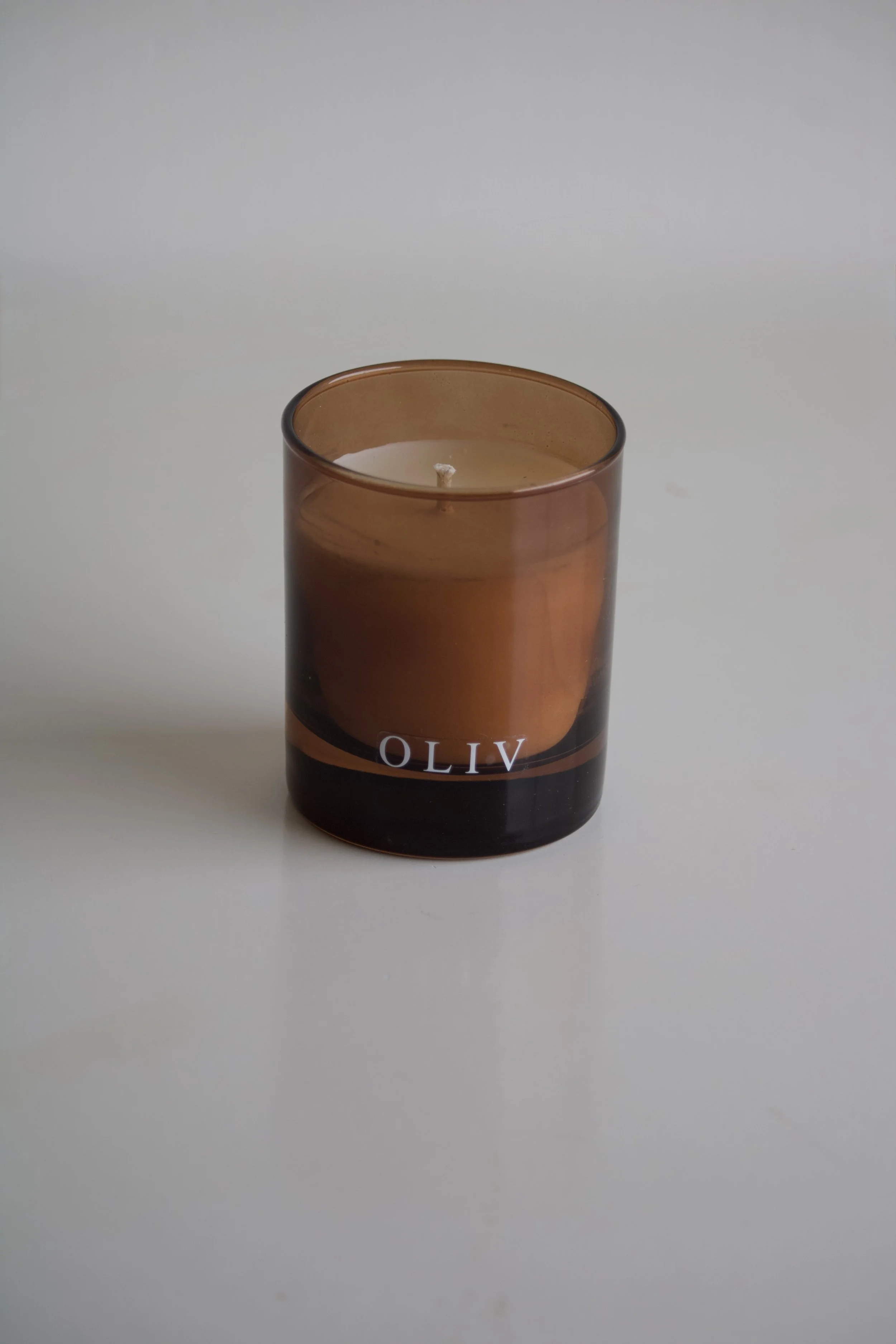 oliv single wicksmall candle.jpg