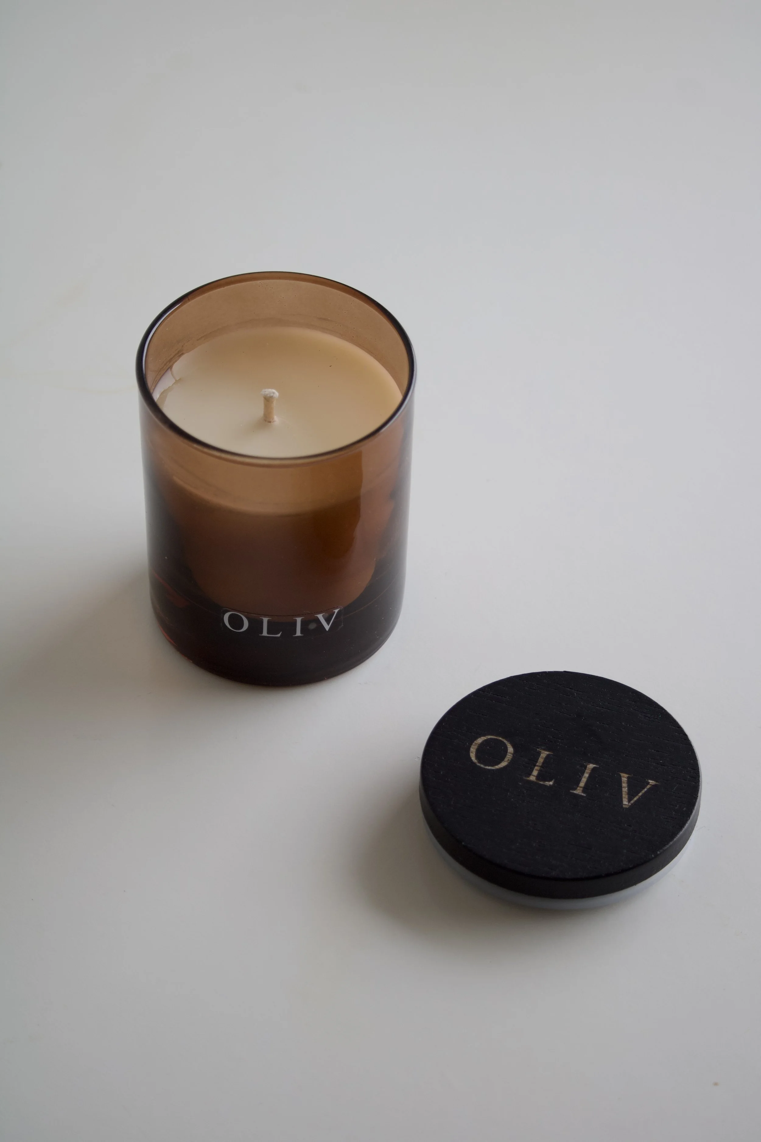 oliv christmas single wick candle.jpg