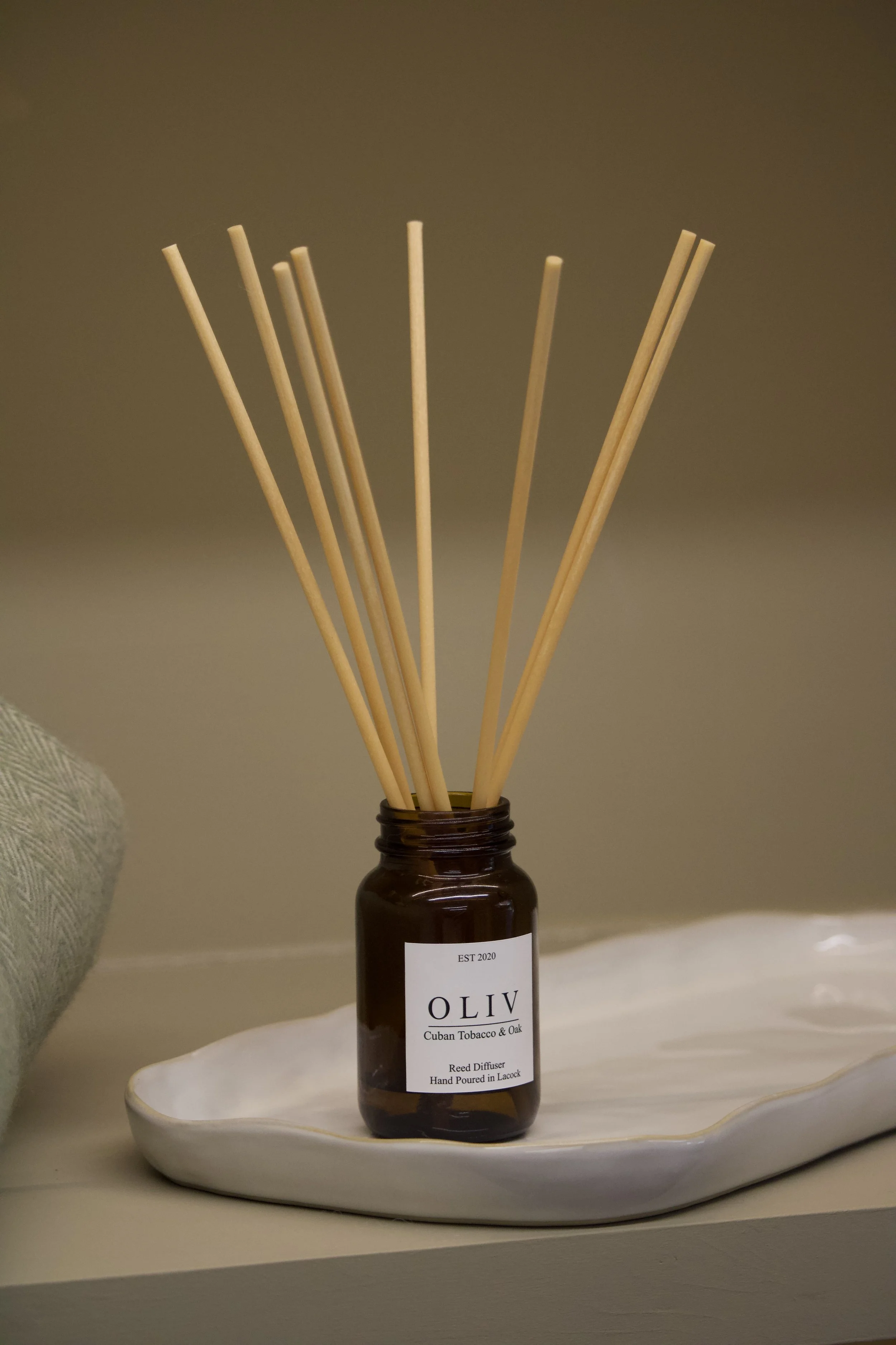 reed diffuser oliv cuban tobacco and oak.jpg
