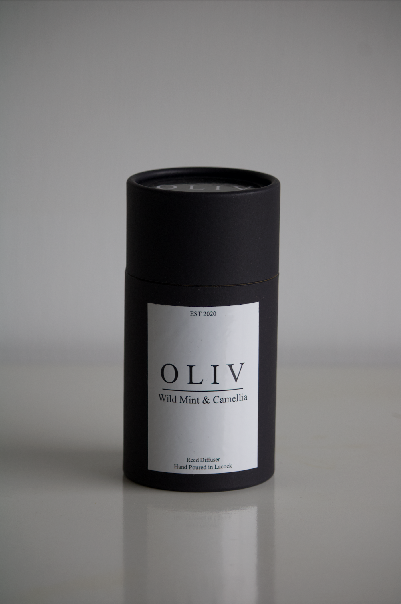 WILD MINT AND CAMELLIA REED DIFFUSER OLIV.png