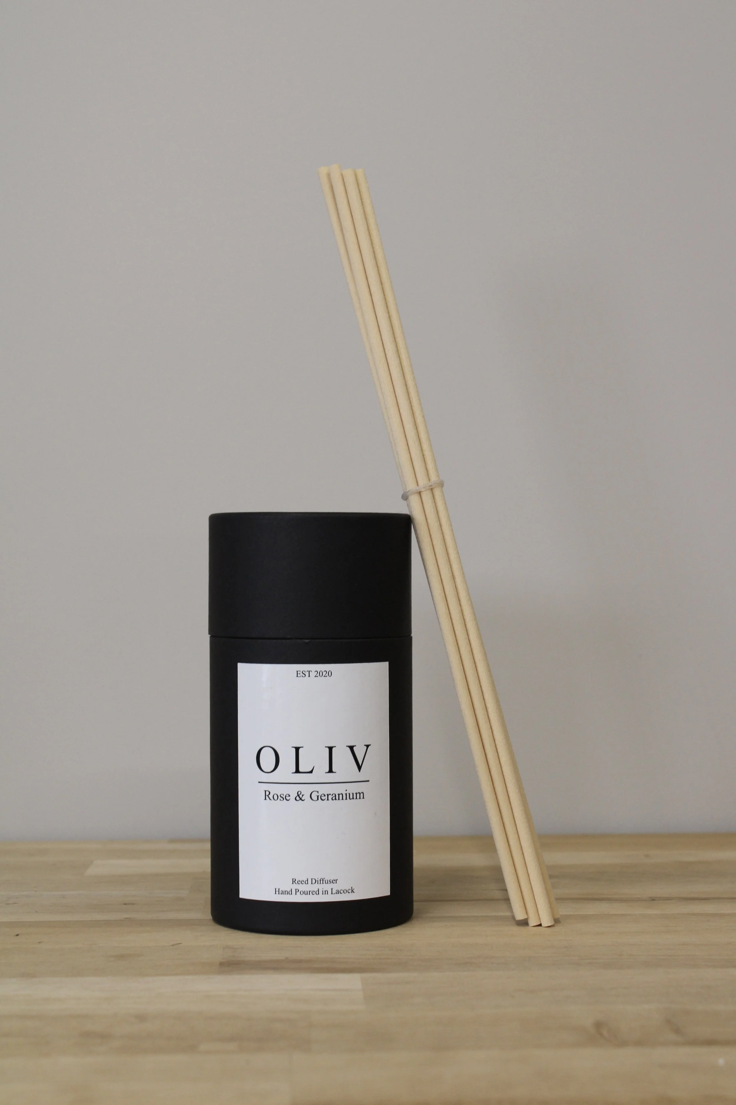 rose geranium oliv diffuser.jpg