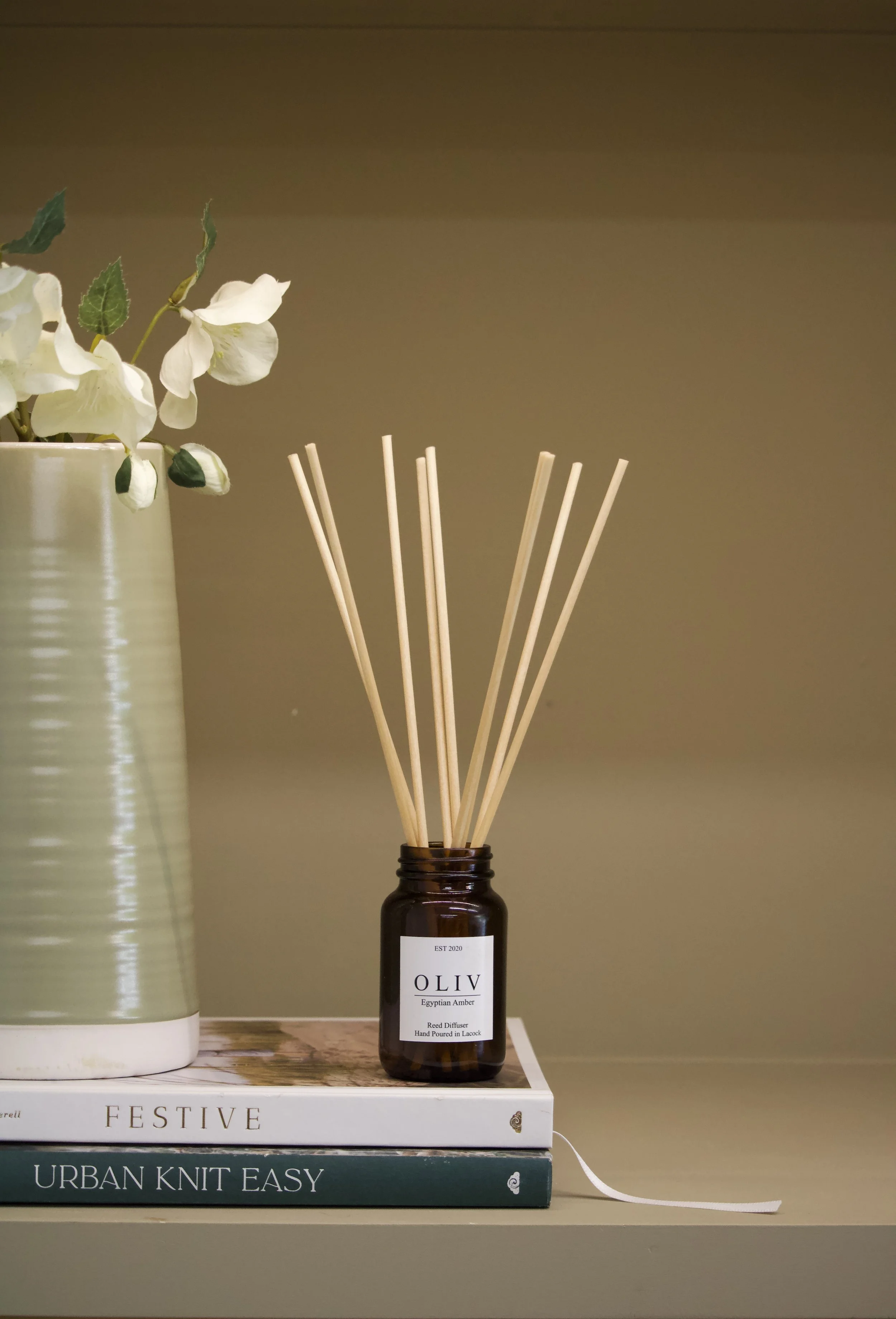 oliv reed diffuser egyptian amber..jpg