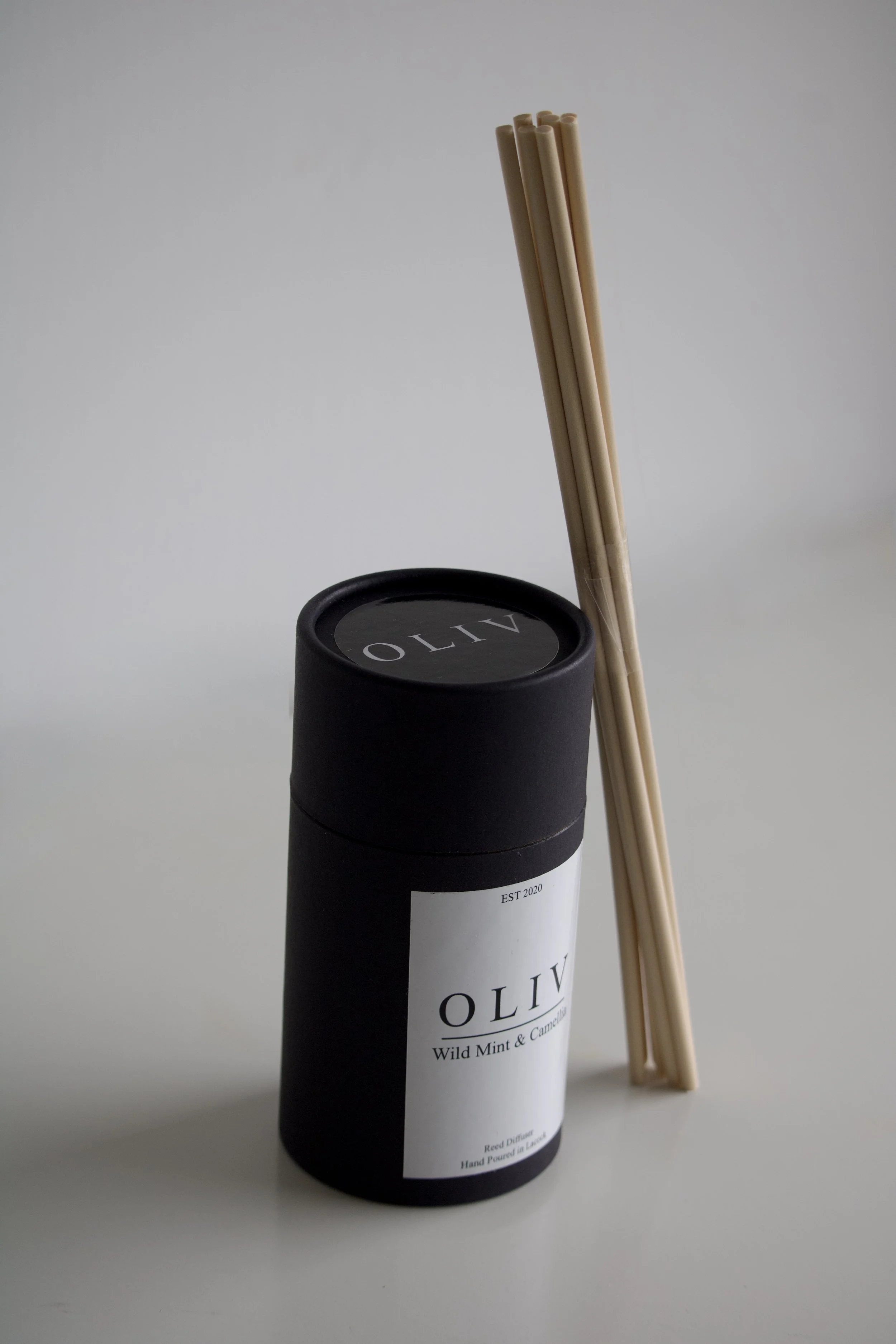 WILD MINT AND CAMELLIA REED DIFFUSER OLIV.jpg