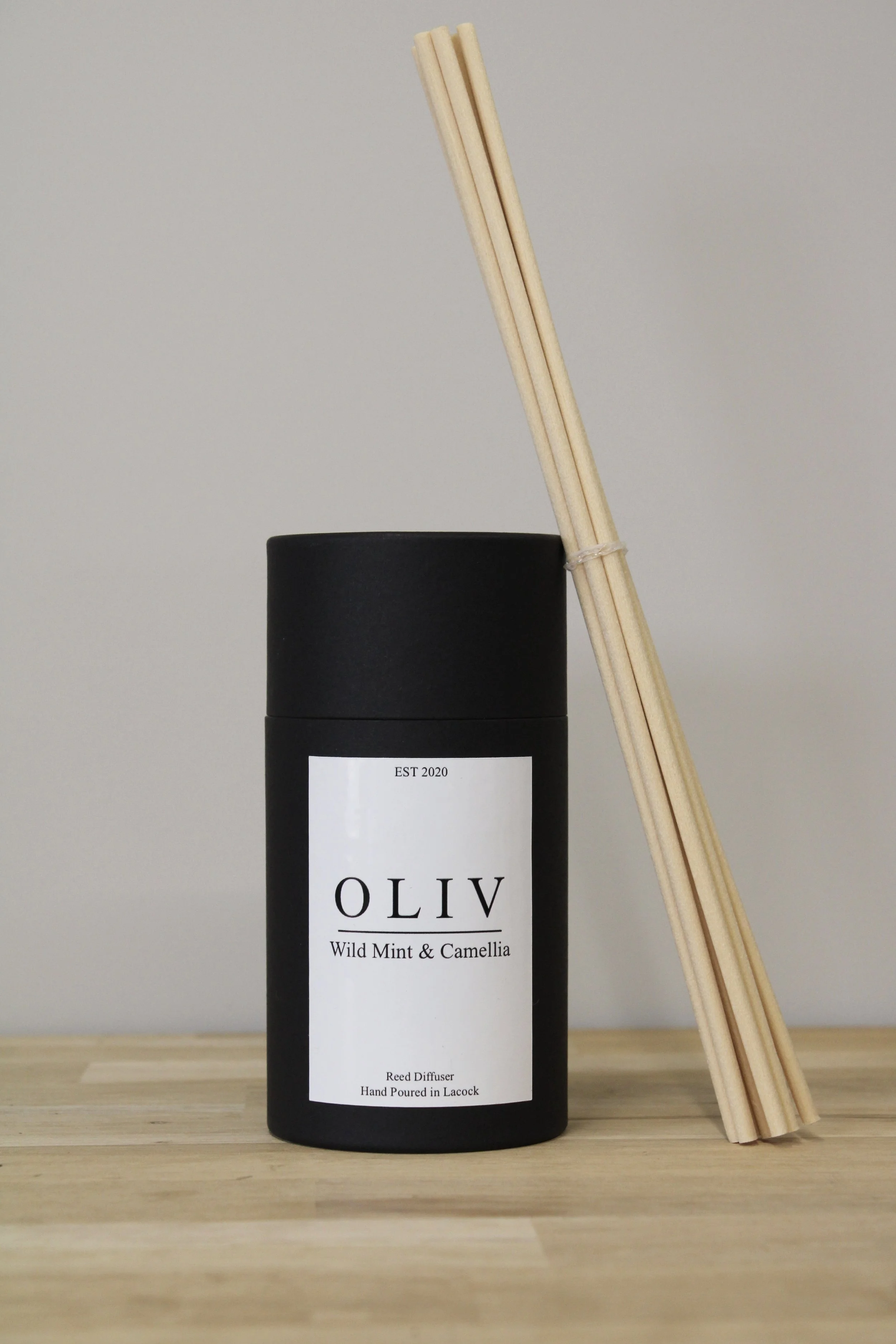 wild mint and camellia reed diffuser oliv box.jpg