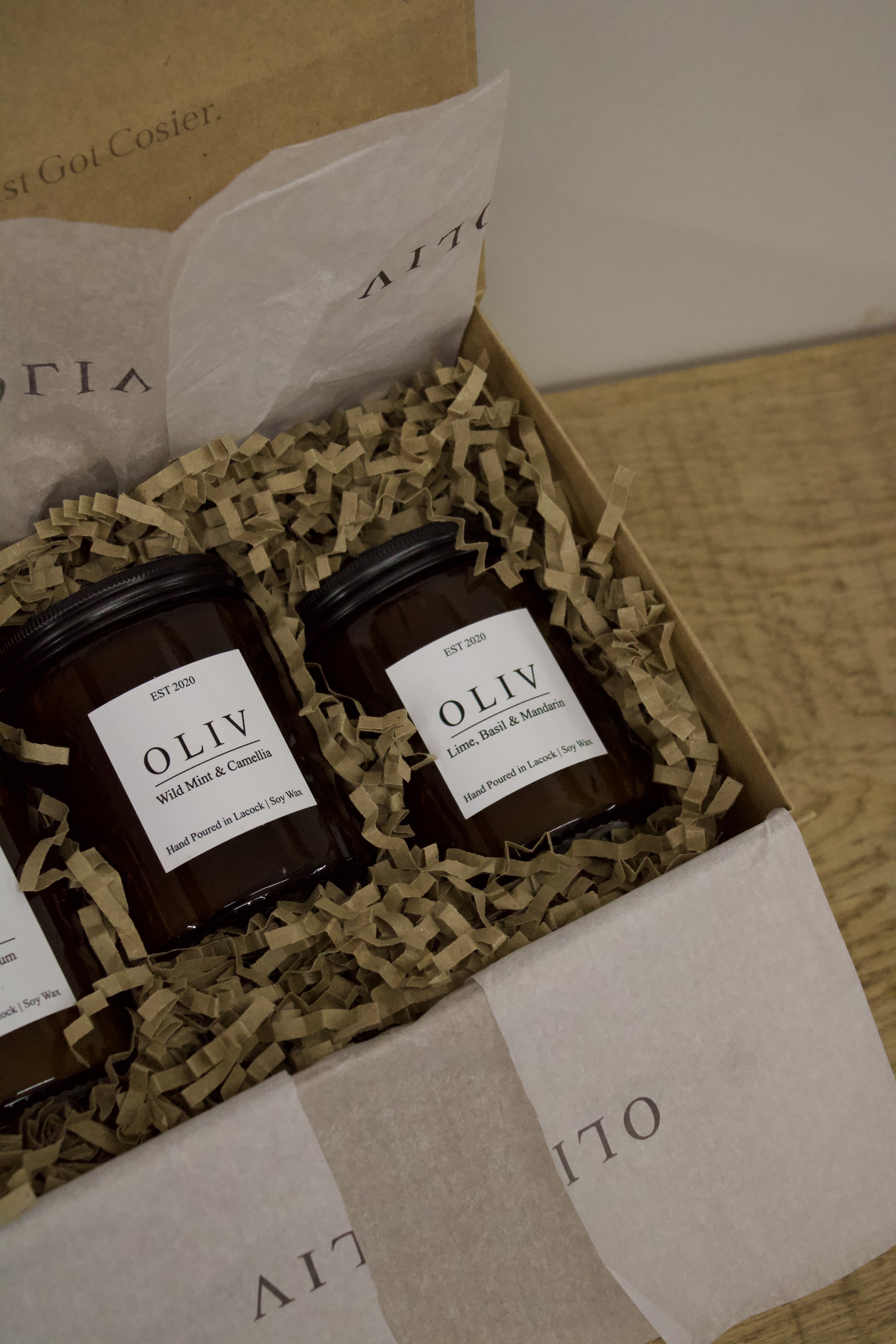 candle gift box oliv.jpg