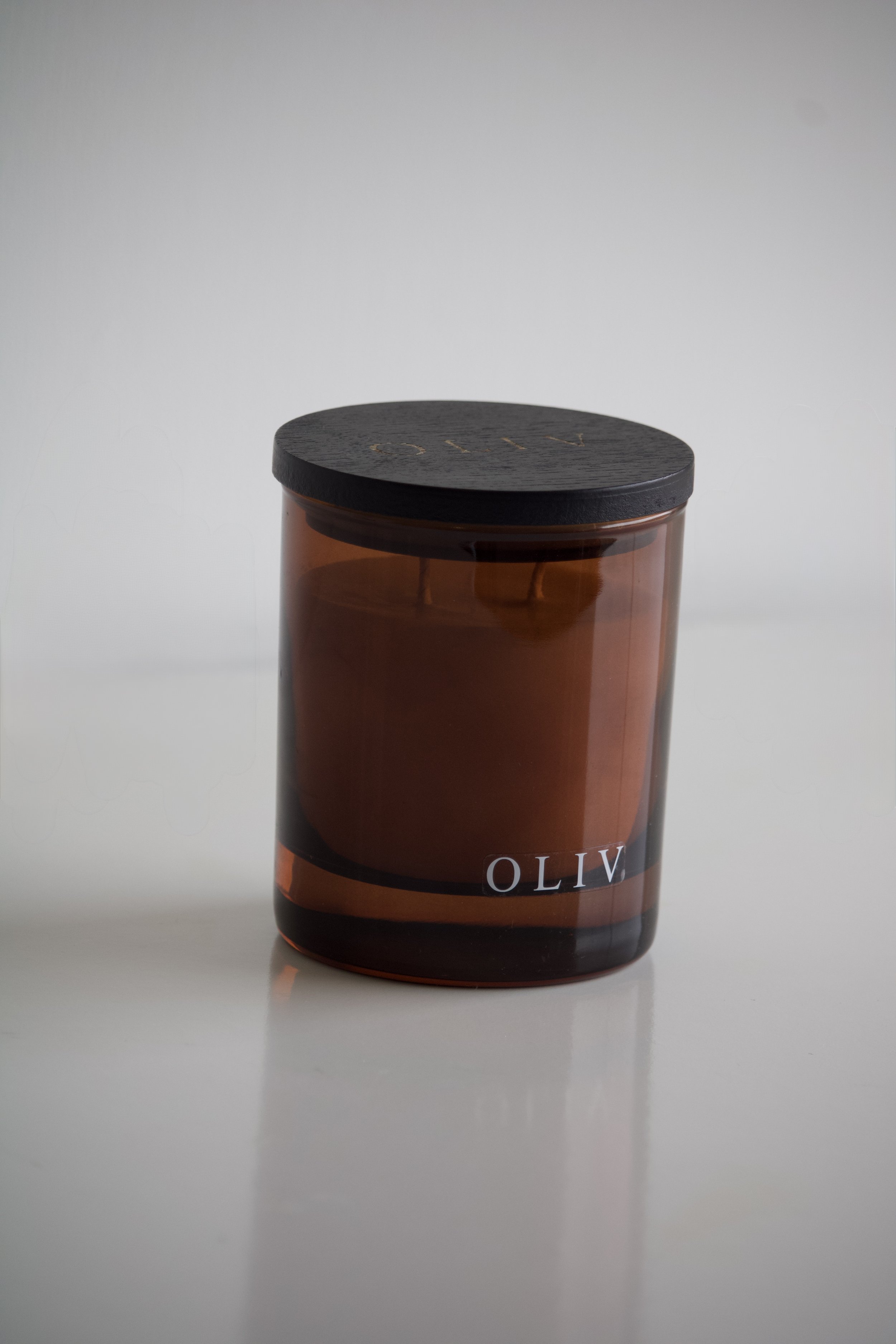 dual wick oliv candle pick.jpg
