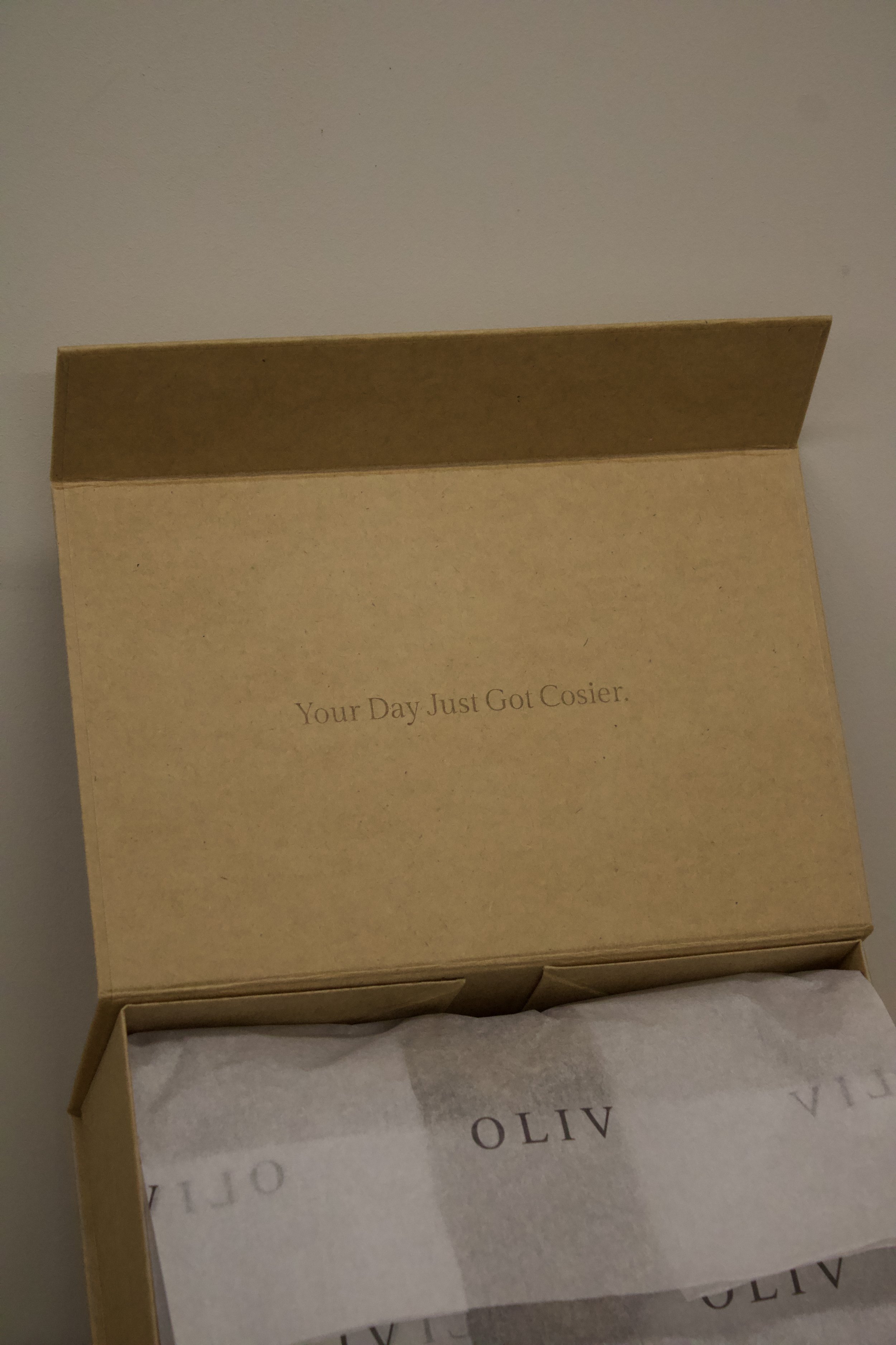 oliv candle gift box-.jpg