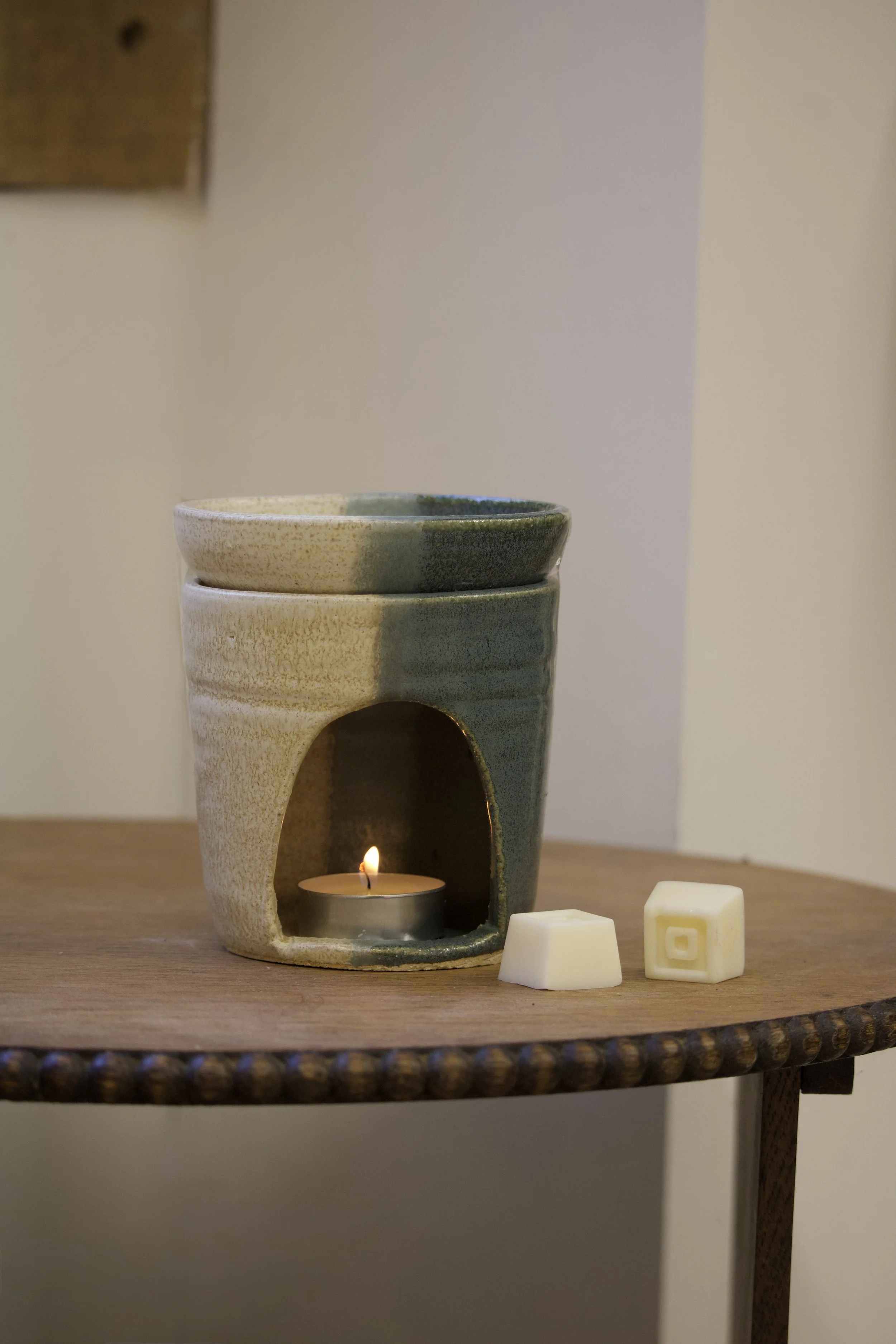 OLIV WAX MELT BURNER.jpg