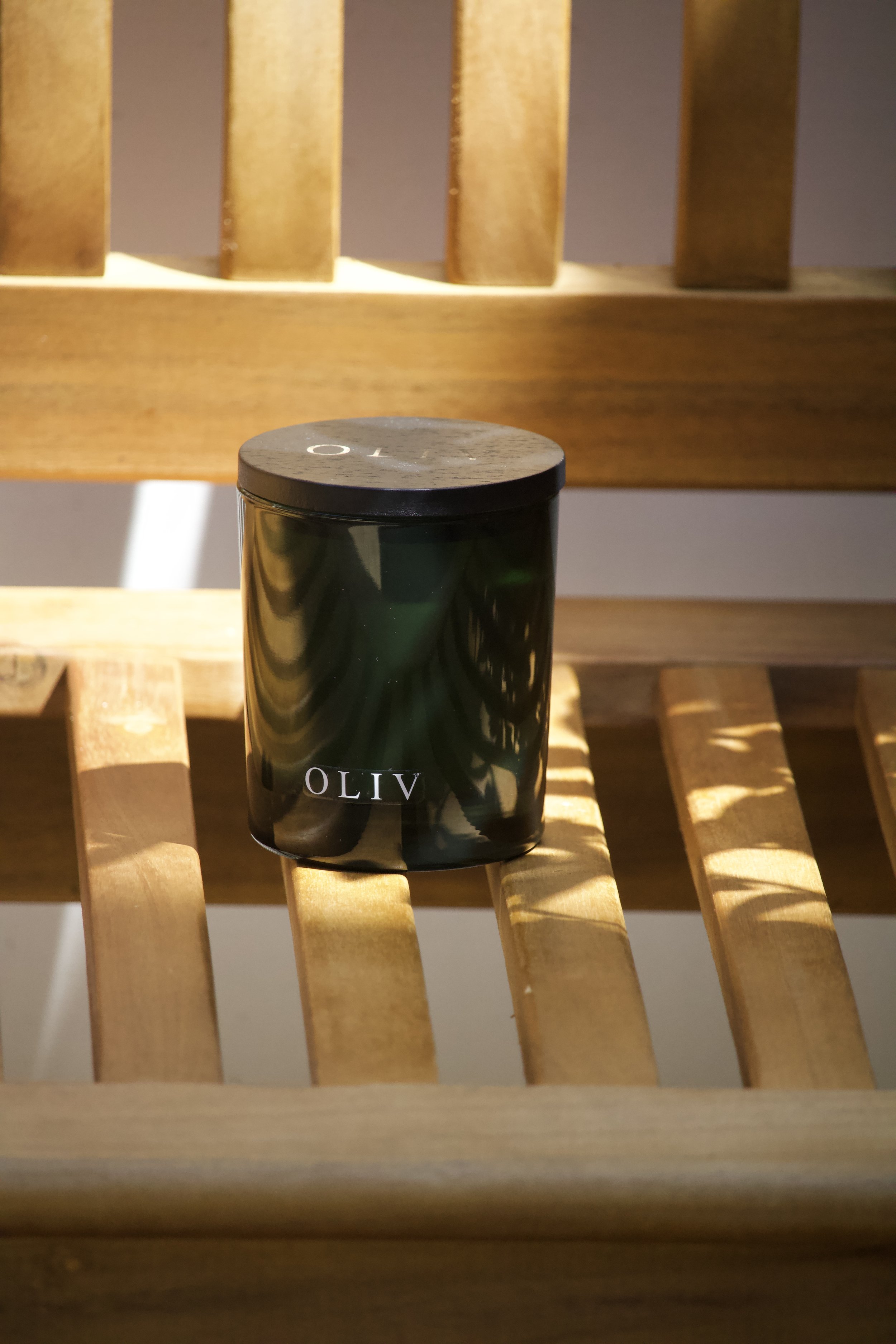dual wick egyptian amber candle oliv.jpg