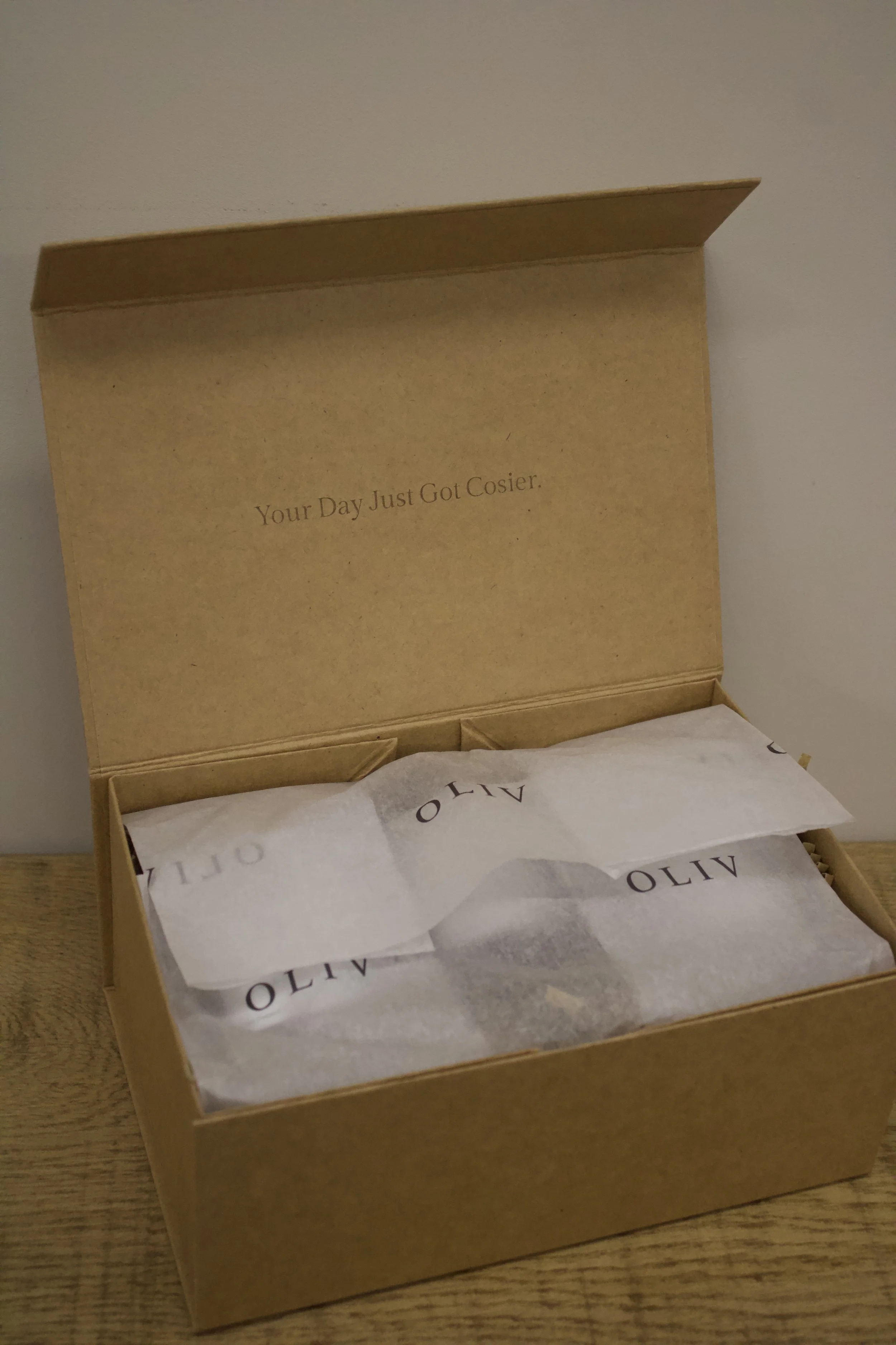 oliv gift box candle trio.jpg