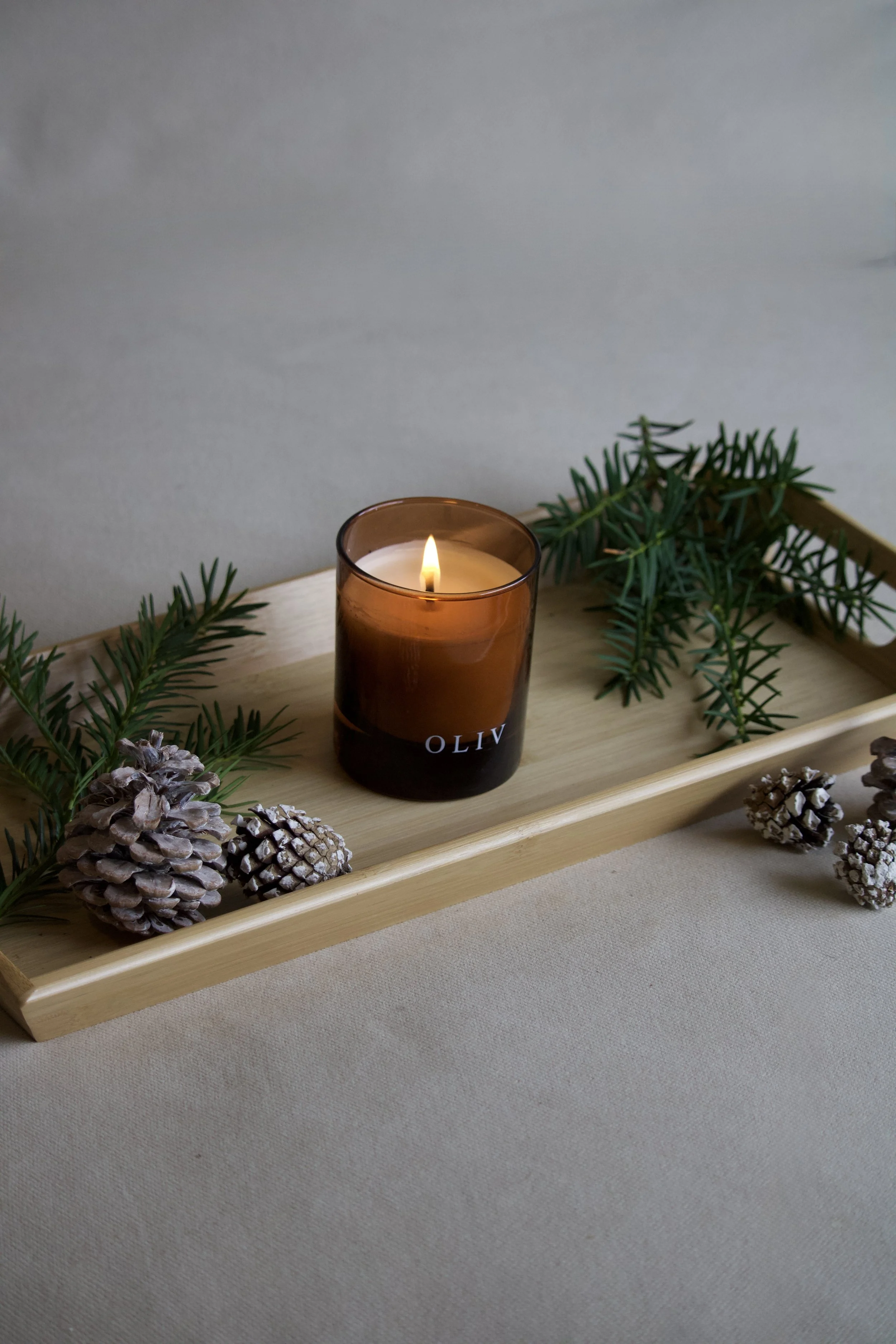 oliv norwegian spruce small candle.jpg