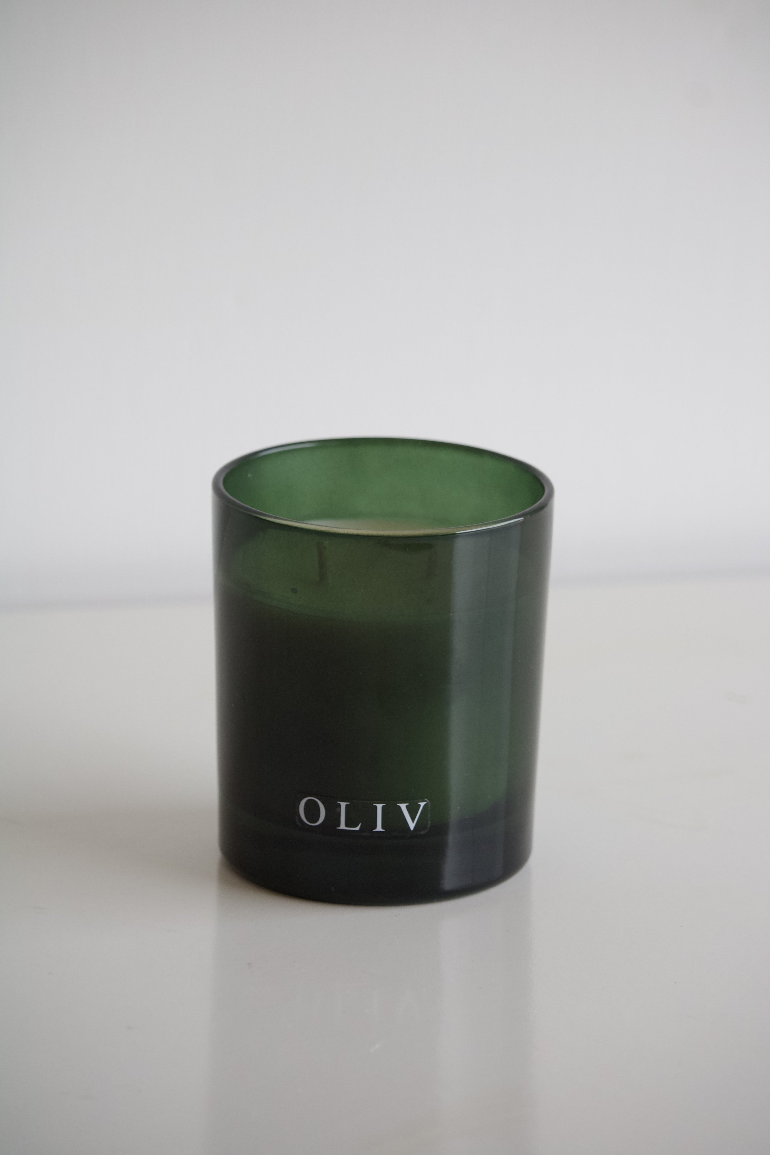 dual wick candle oliv:...jpg