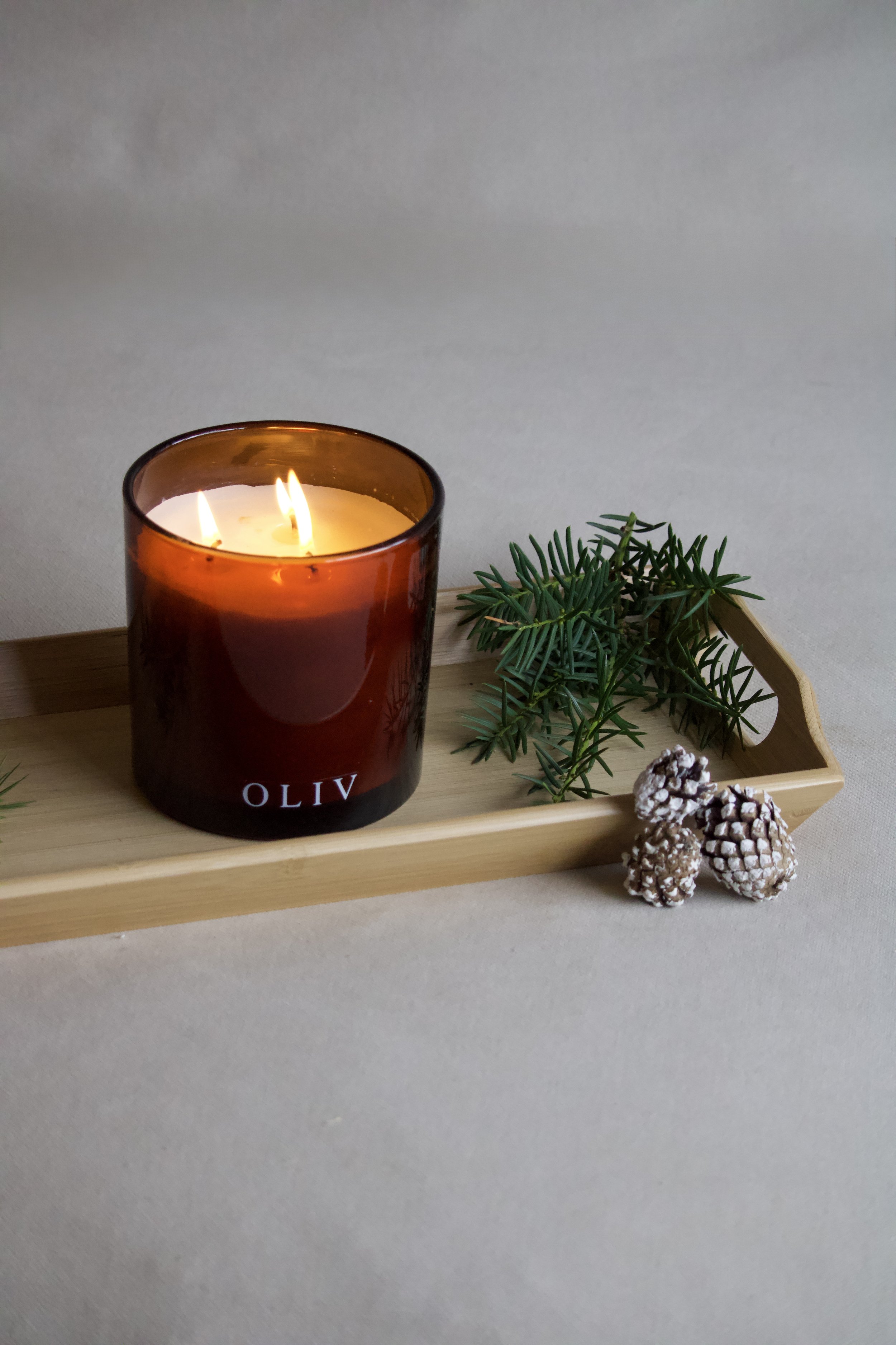 norweigan spruce oliv candle.jpg