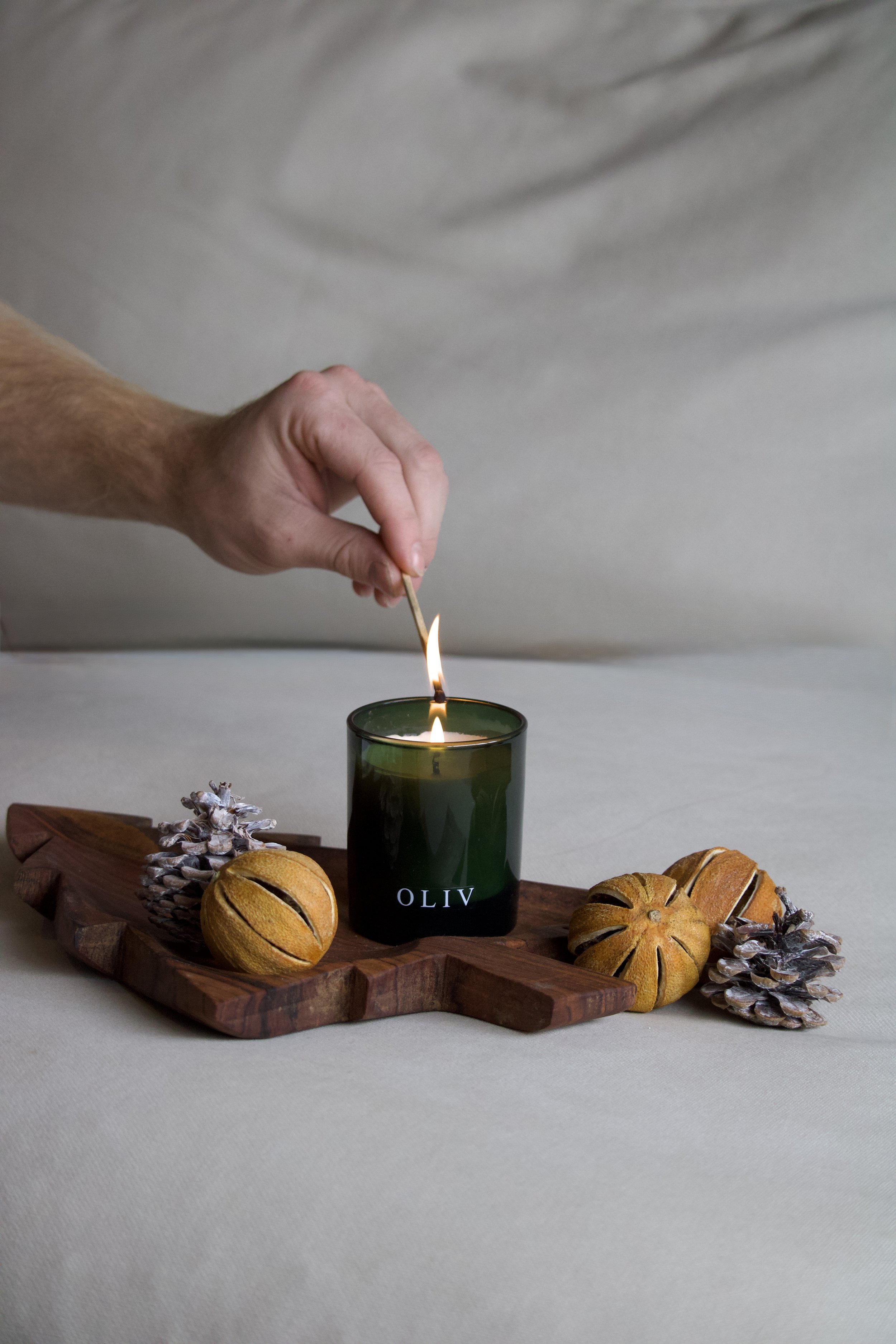 oliv spiced orange christmas candle lit.jpg