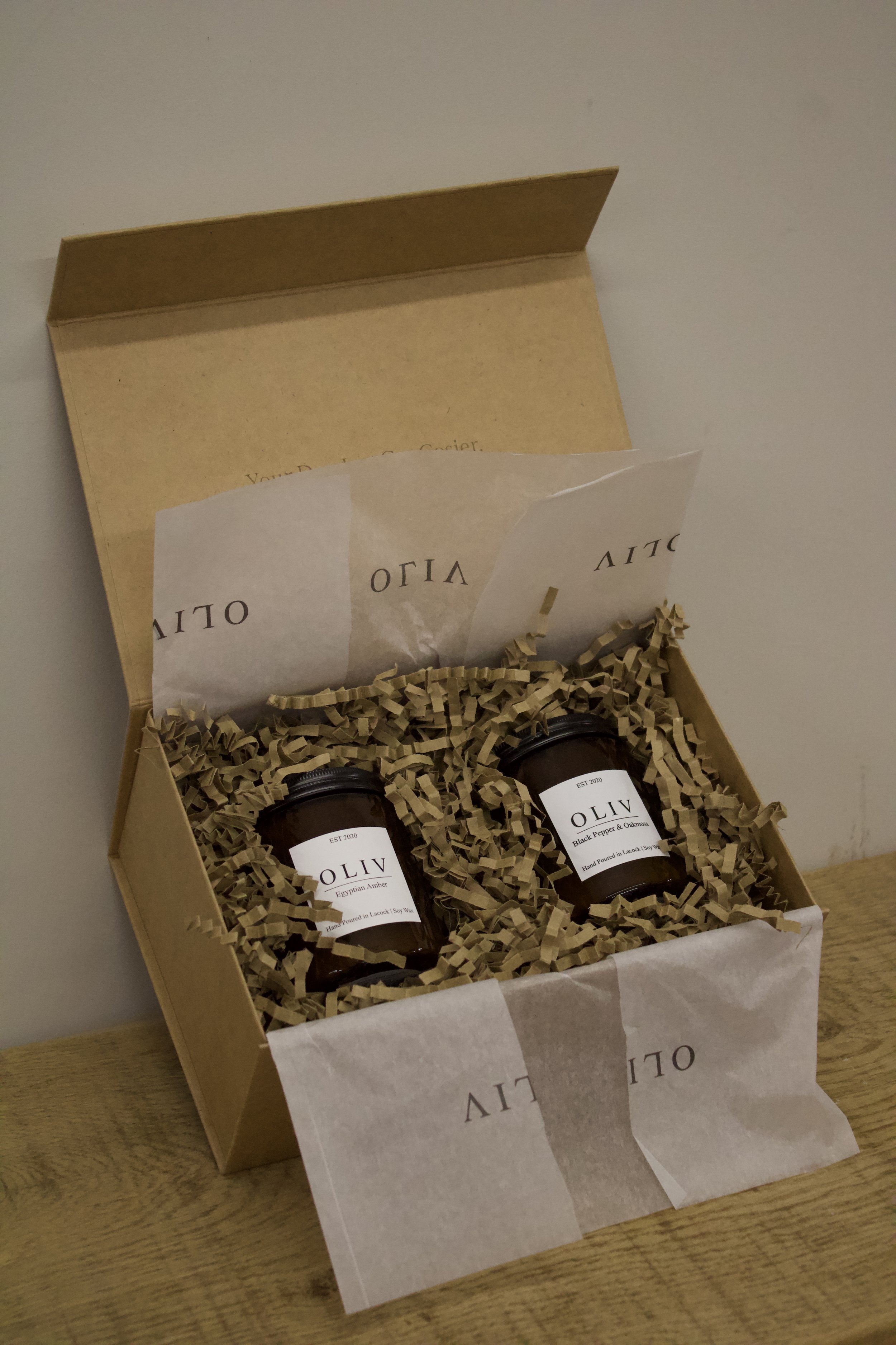 oliv candle gift box.jpg