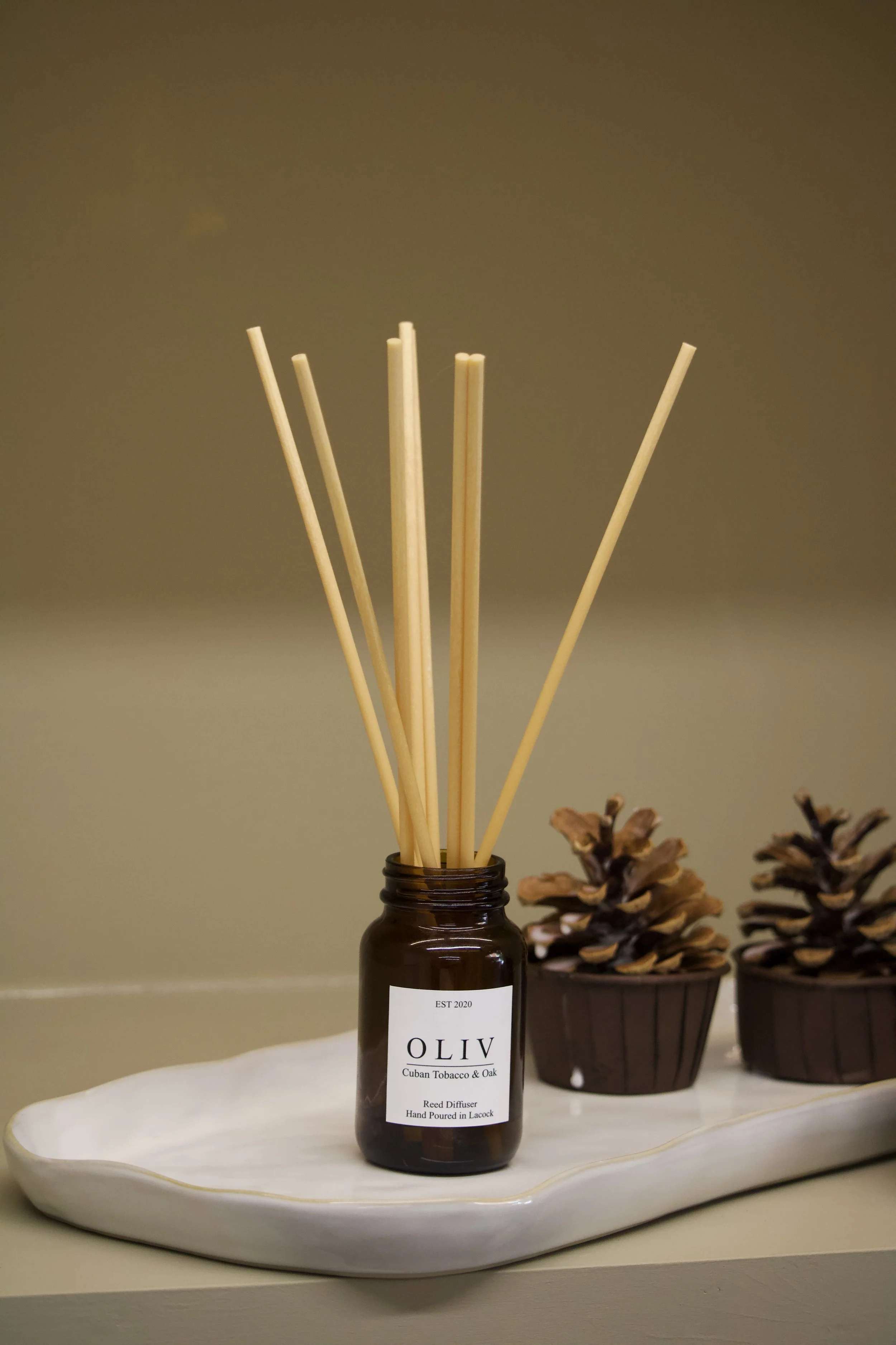 cuban tobacco & oak reed diffuser oliv.jpg
