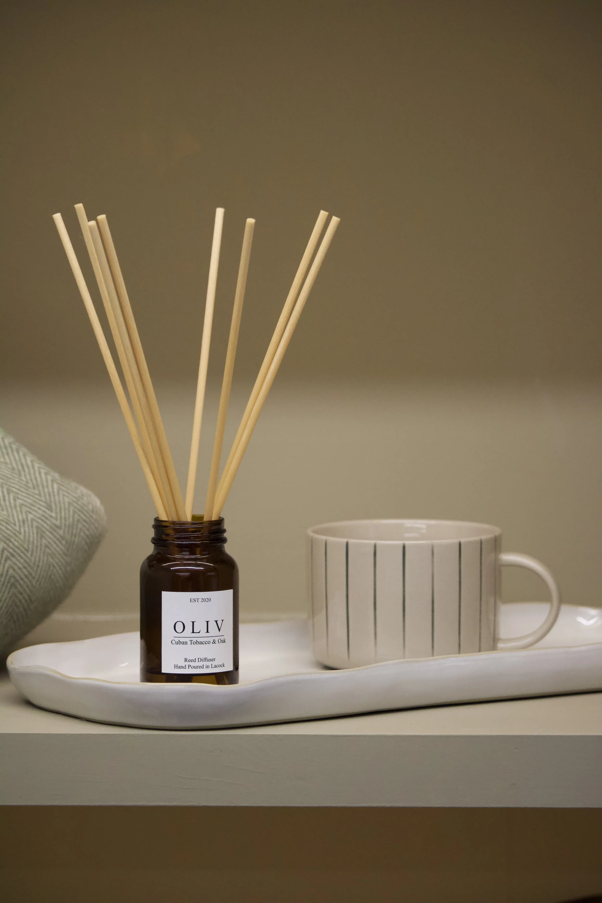 oliv cuban tobacco & oak reed diffuser.jpg