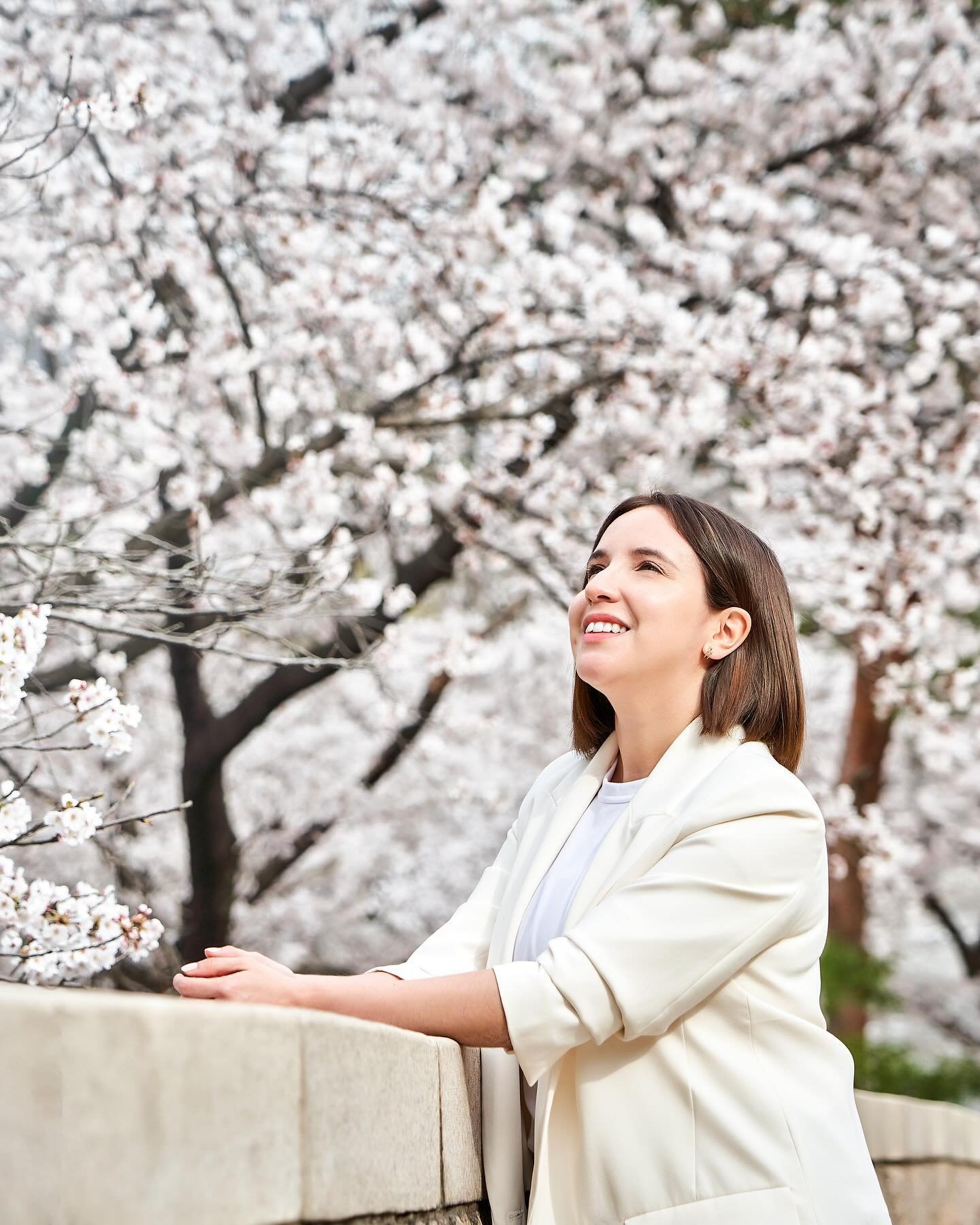Our #helloMMCA Interview

With the cherry blossom season in full swing, I headed to Gwacheon along with other creators in the #helloMMCA program for an interview for this month&rsquo;s newsletter.

The interview was a chance to not only get inspired 