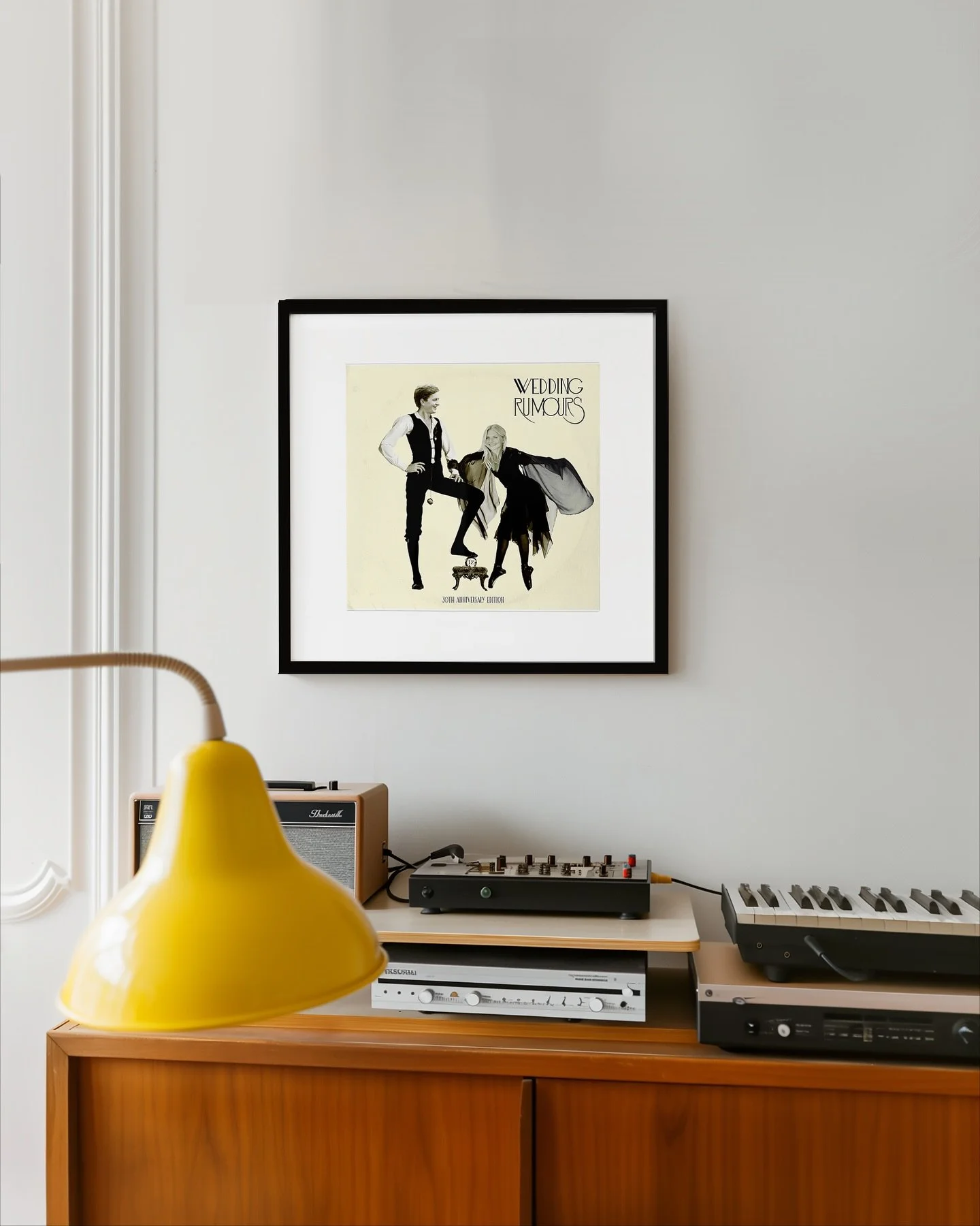 What’s that one song or album that brings back memories? πΆβ€οΈπΏ
Maybe it’s your first dance song, a road trip favourite, or just a song that means the world to you — I’ll turn it into a custom reimagined album cover, making a