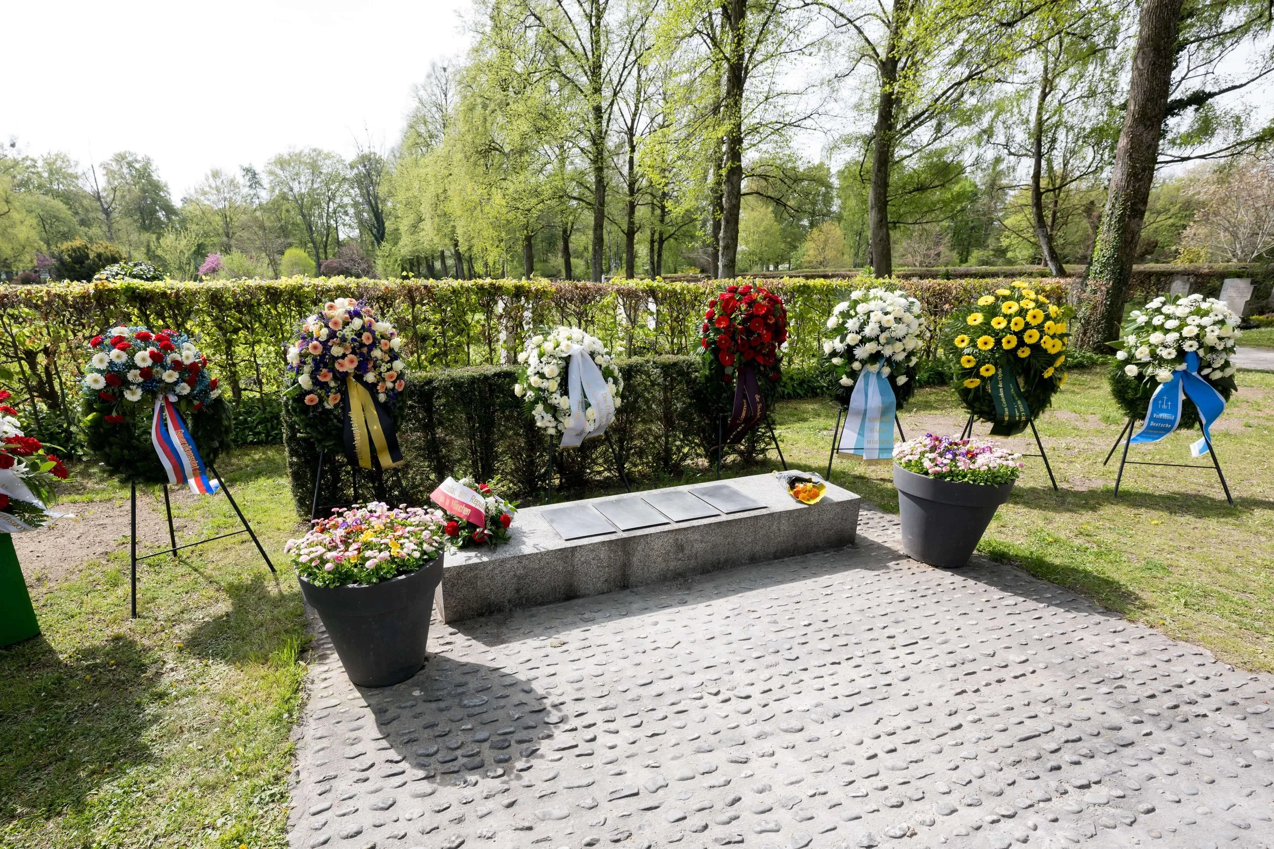 Ehrenhain II auf dem Münchner Friedhof am Perlacher Forst