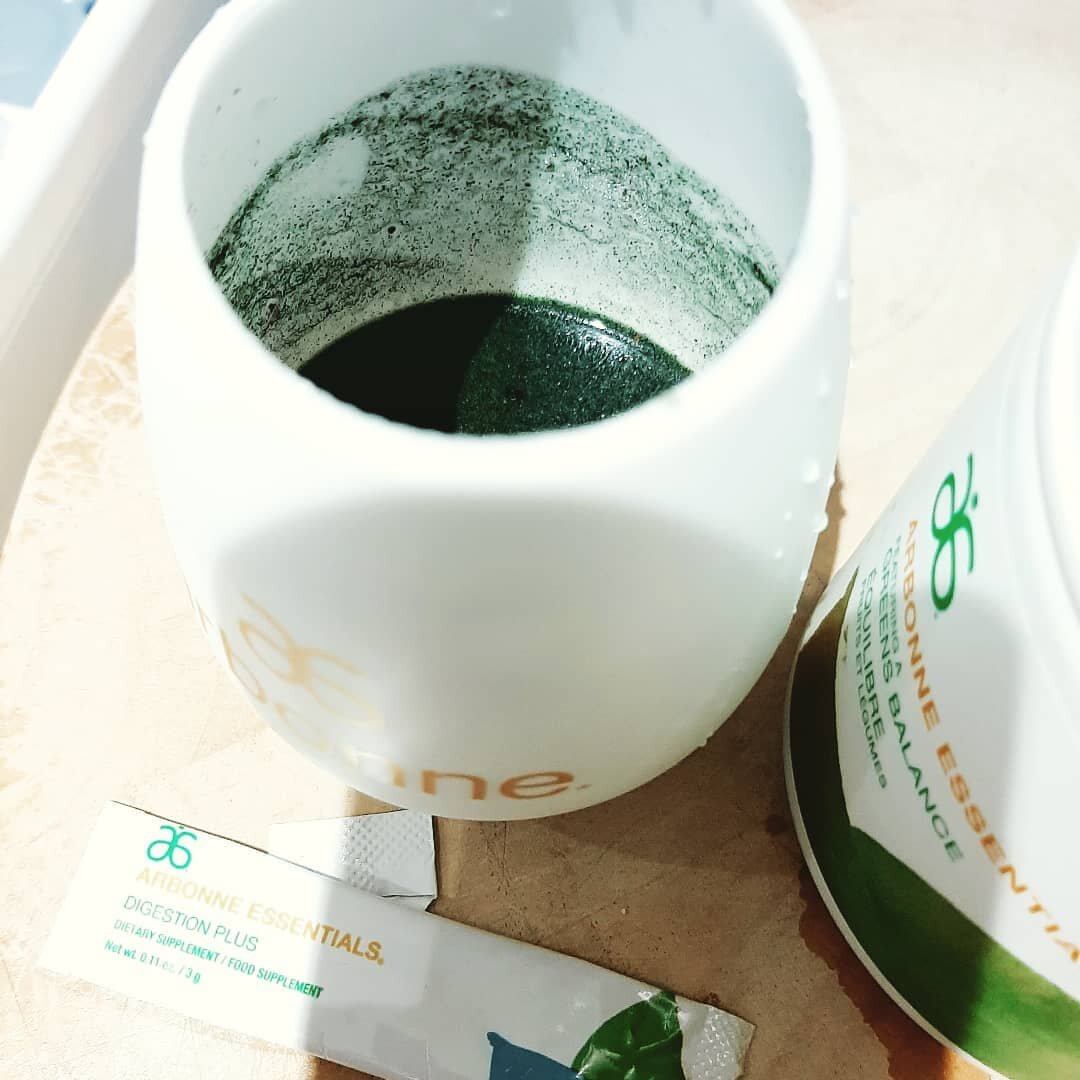 Now that the Christmas goodies are all gone, its time to create some good habits with my nutrition! Starting my day with this green shot helps ease my tummy! Good gut health means good mind health!