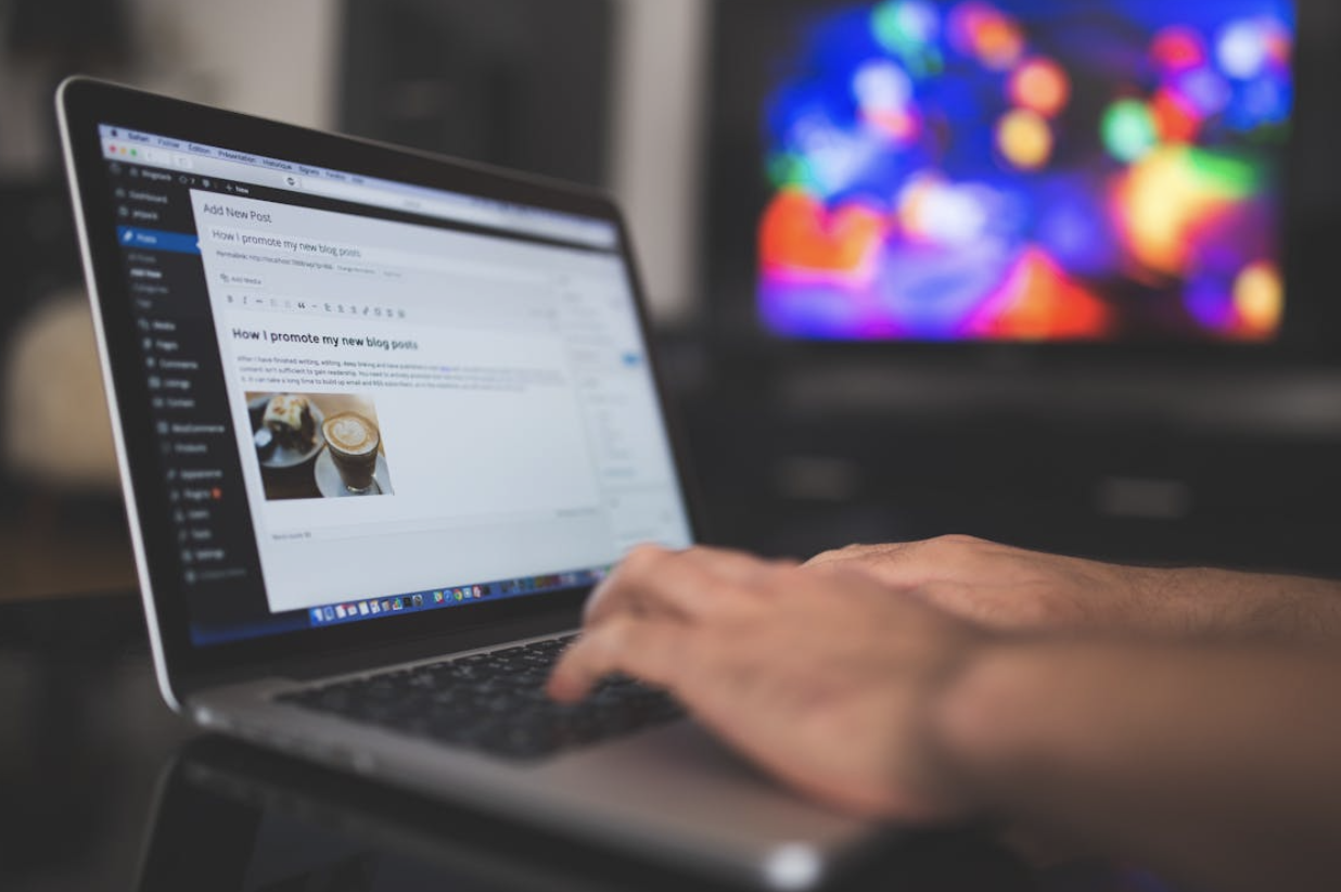 is blogging dead