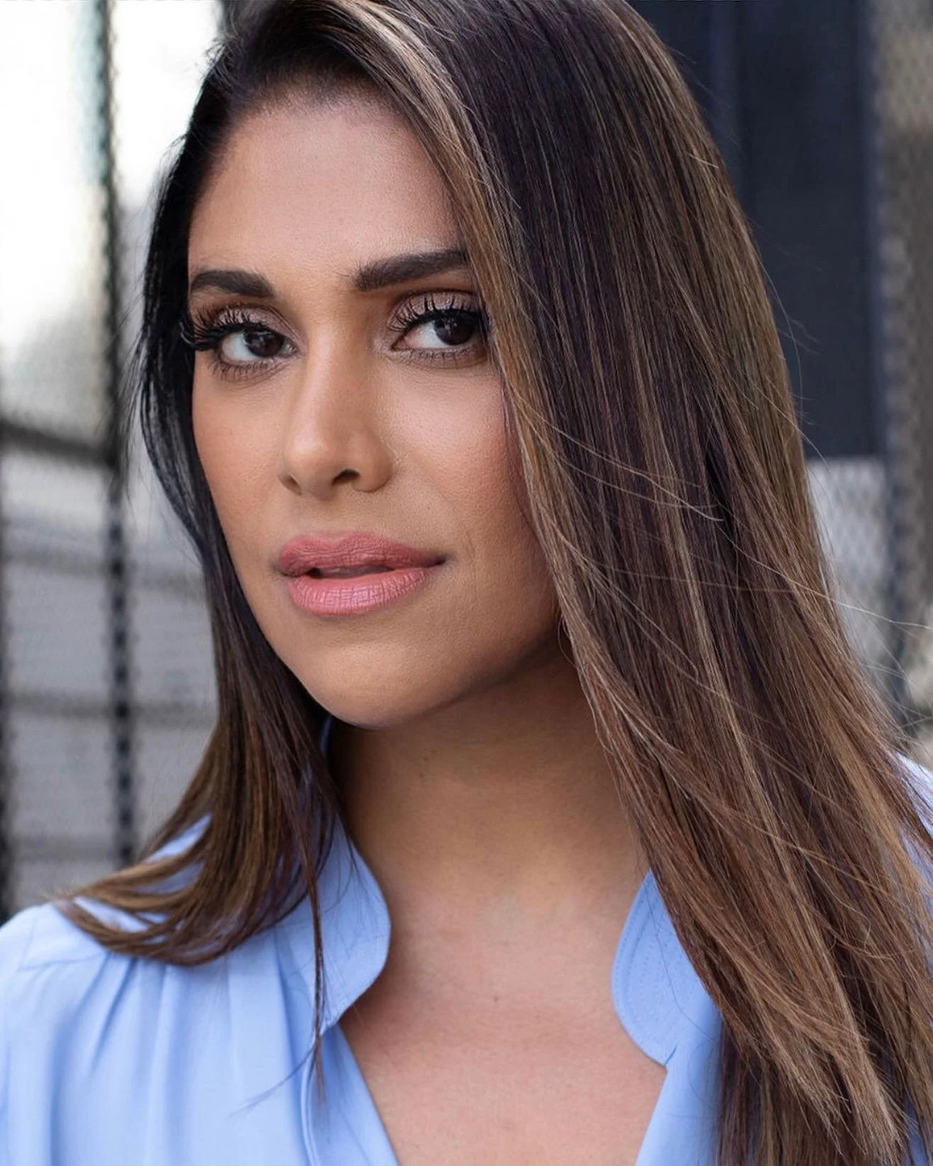 Happy Thursday. Looking forward to the days ahead. Exciting project news. A big shoutout for the people that helped make this shoot magical 💕💕 @sierranowak , thank you for your hard work and vision, @daisy4skincare @daisydaze_sanchez thank goodness