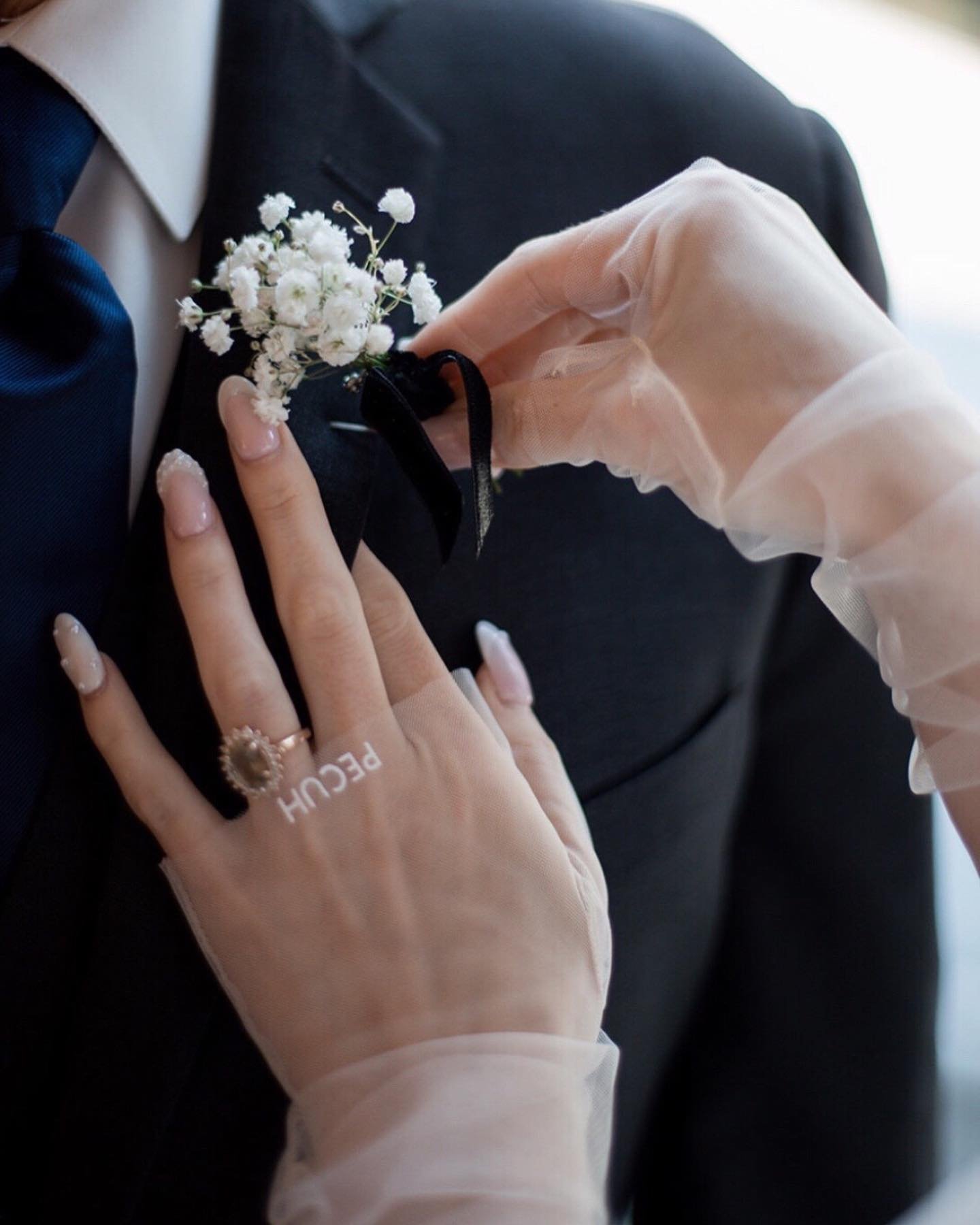 Happy May 🤍
#bcweddingphotographer #vancouverweddingphotographer #vancouverwedding #destinationwedding #destinationweddingphotographer #yvrphotographer #torontoweddingphotographer #montrealweddingphotographer